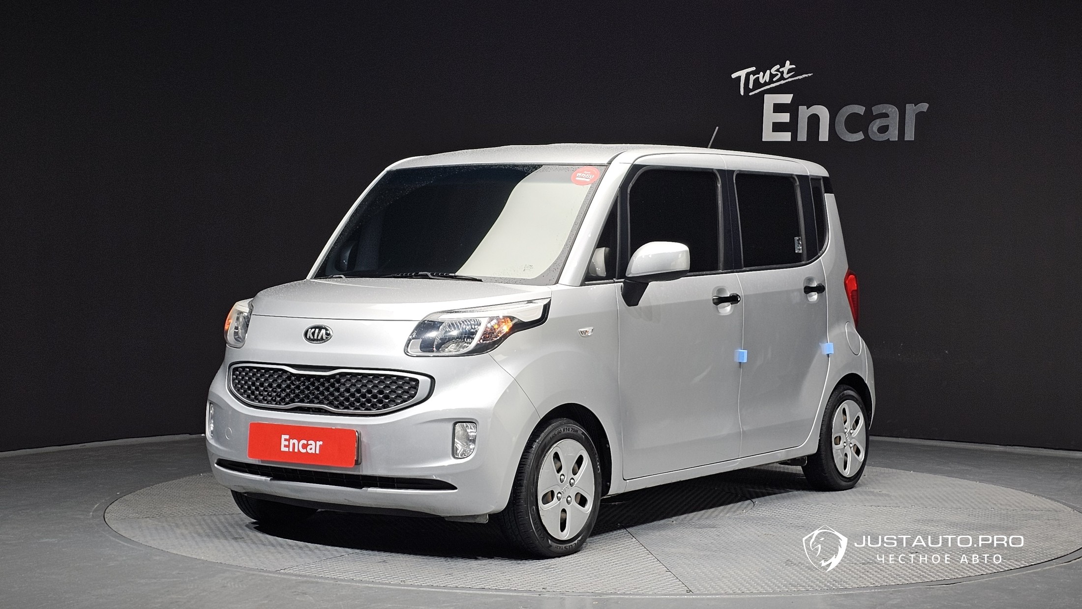 Автомобиль Kia RAY