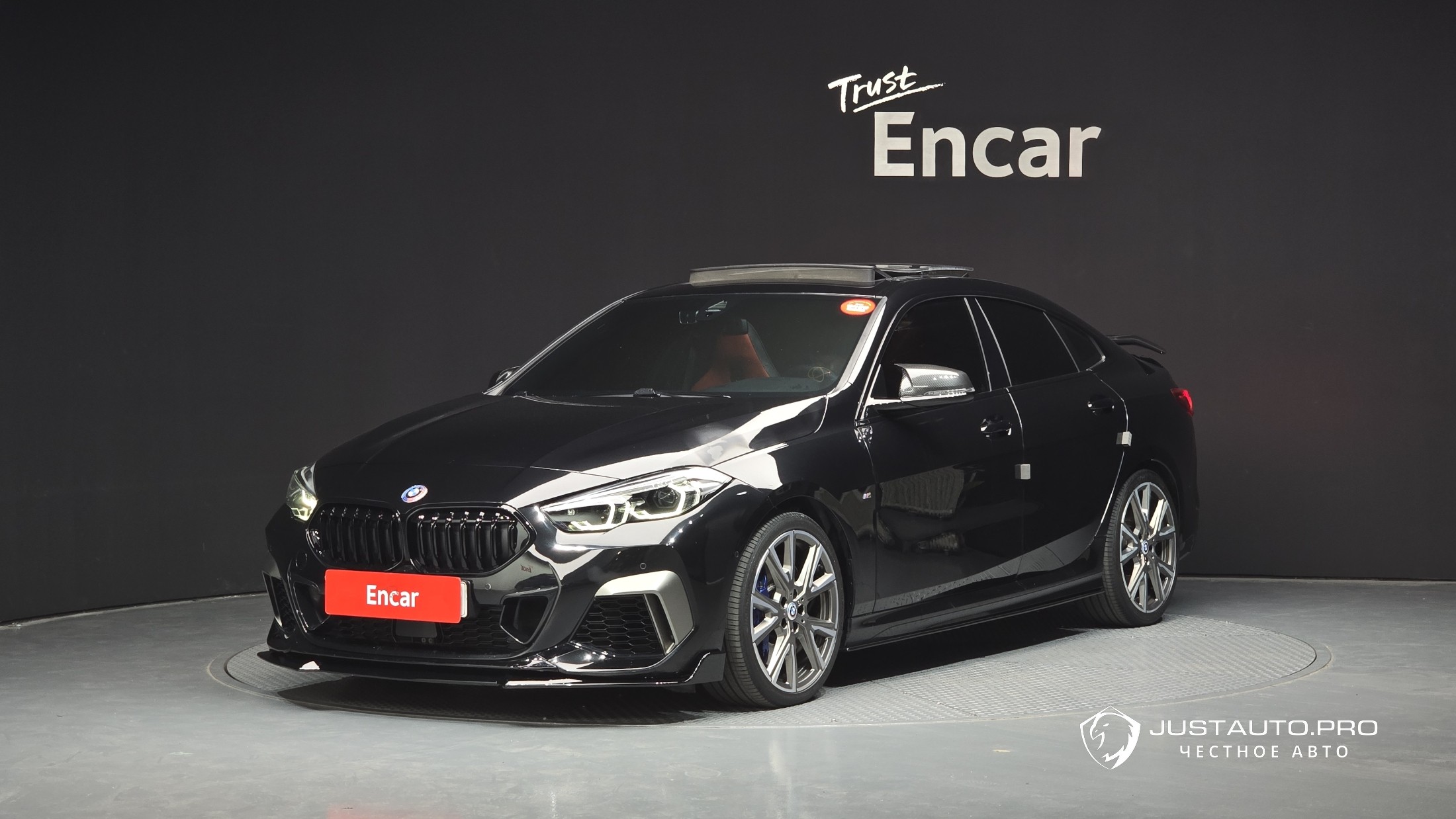 Автомобиль BMW 2-Series