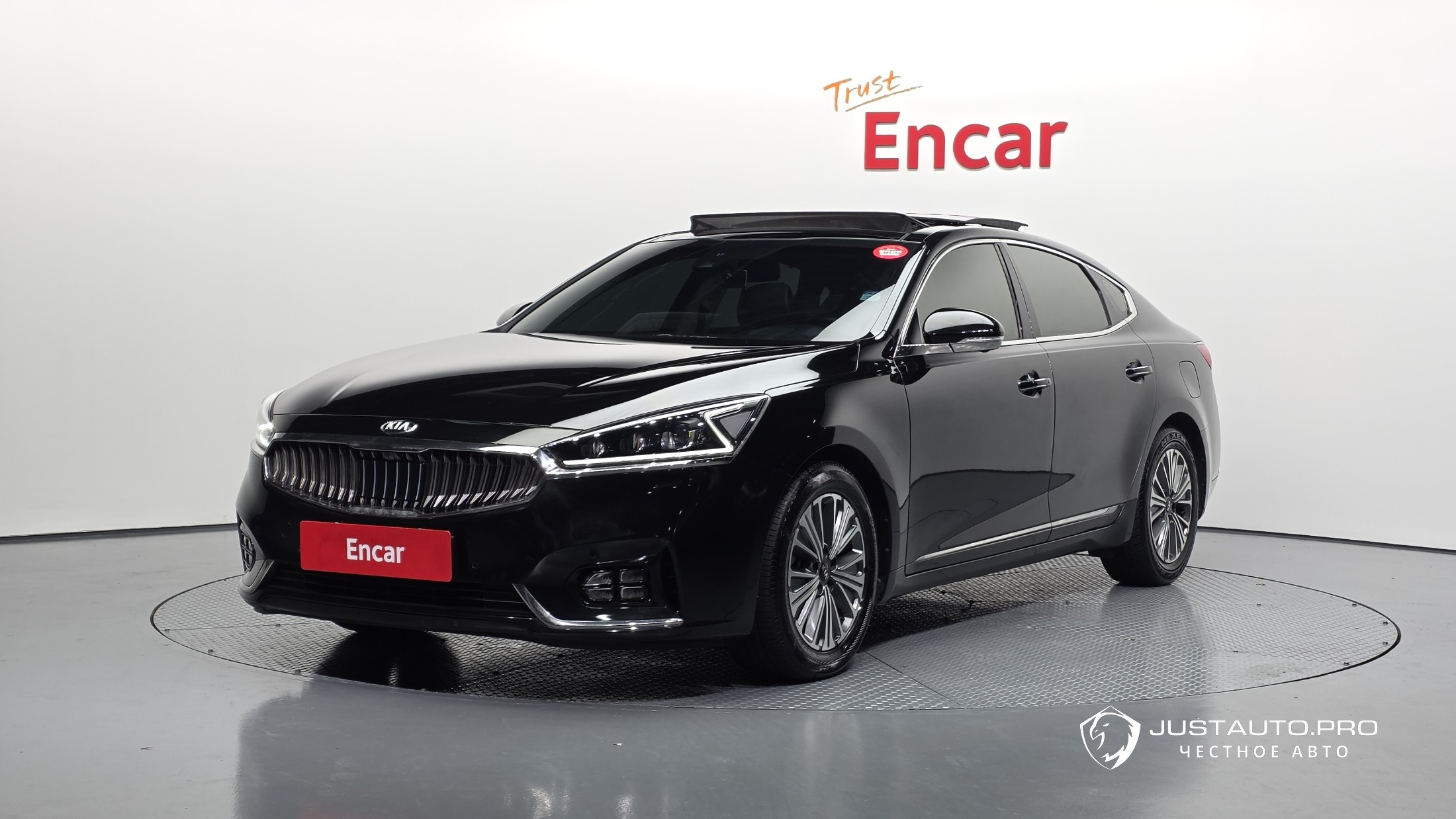 Автомобиль Kia K7