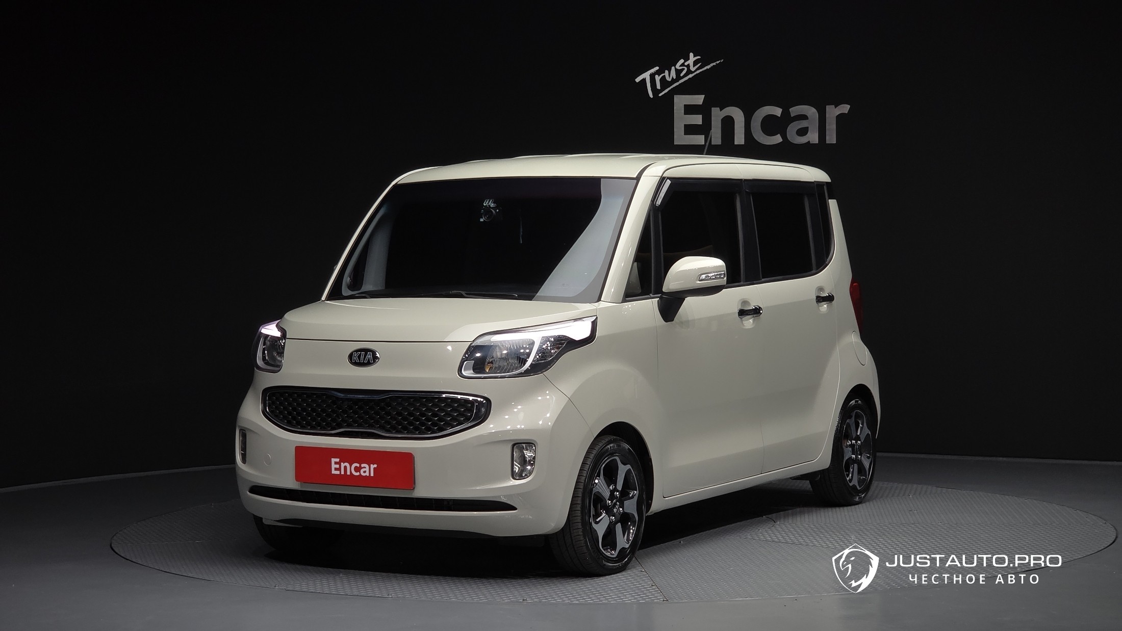 Автомобиль Kia RAY