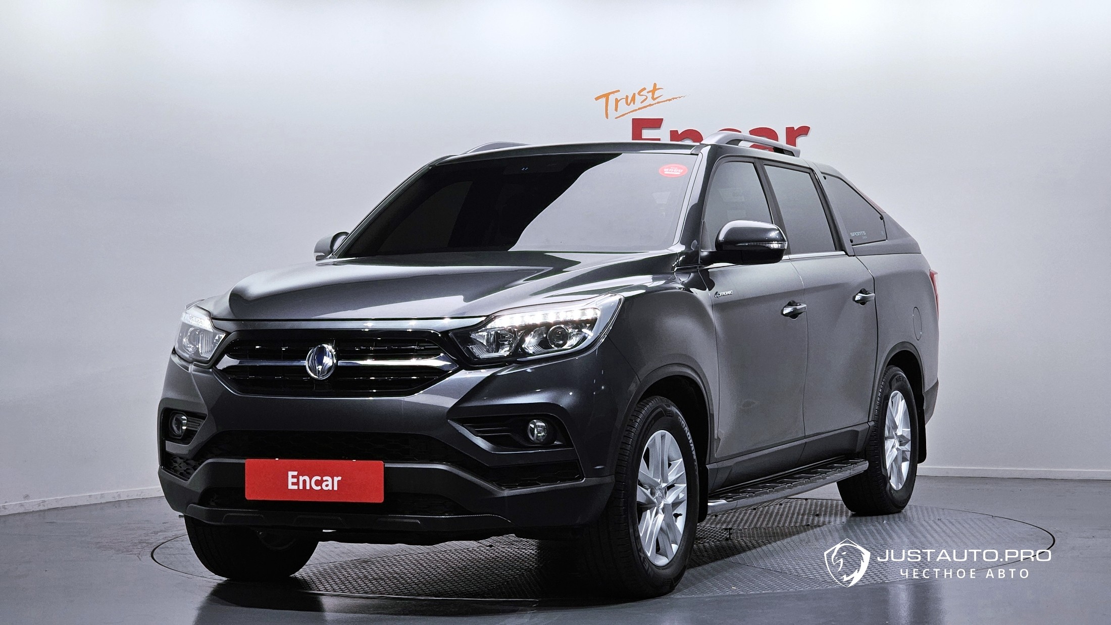 Автомобиль KG_Mobility_Ssangyong Rexton