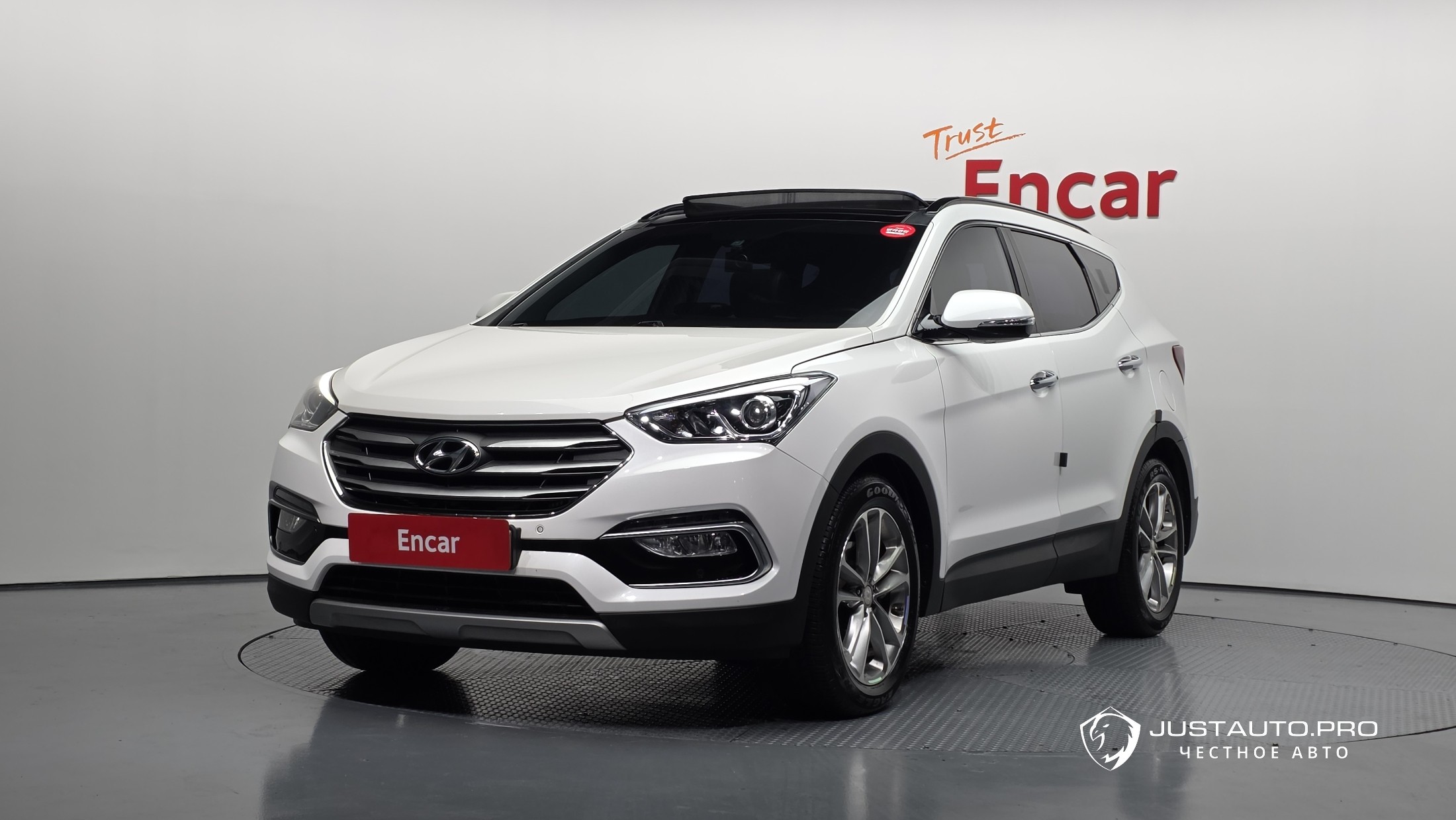 Автомобиль Hyundai Santafe