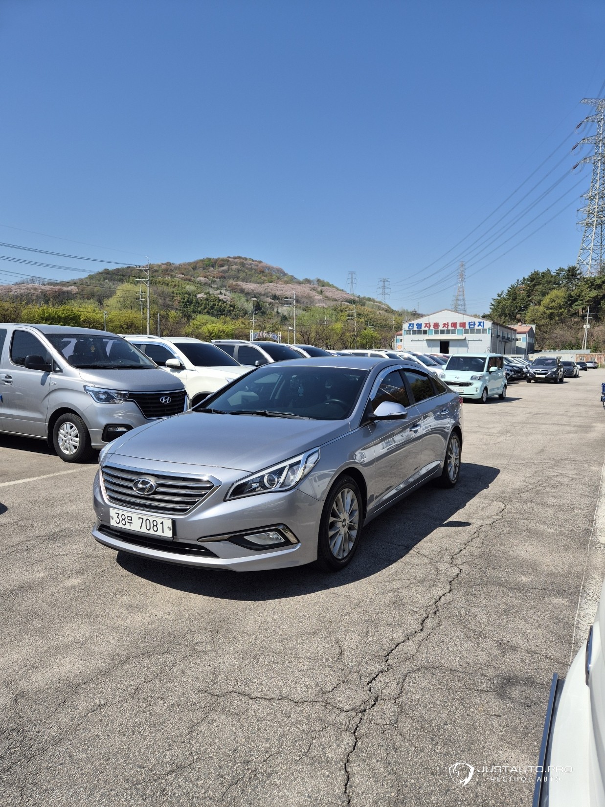 Автомобиль Hyundai Sonata