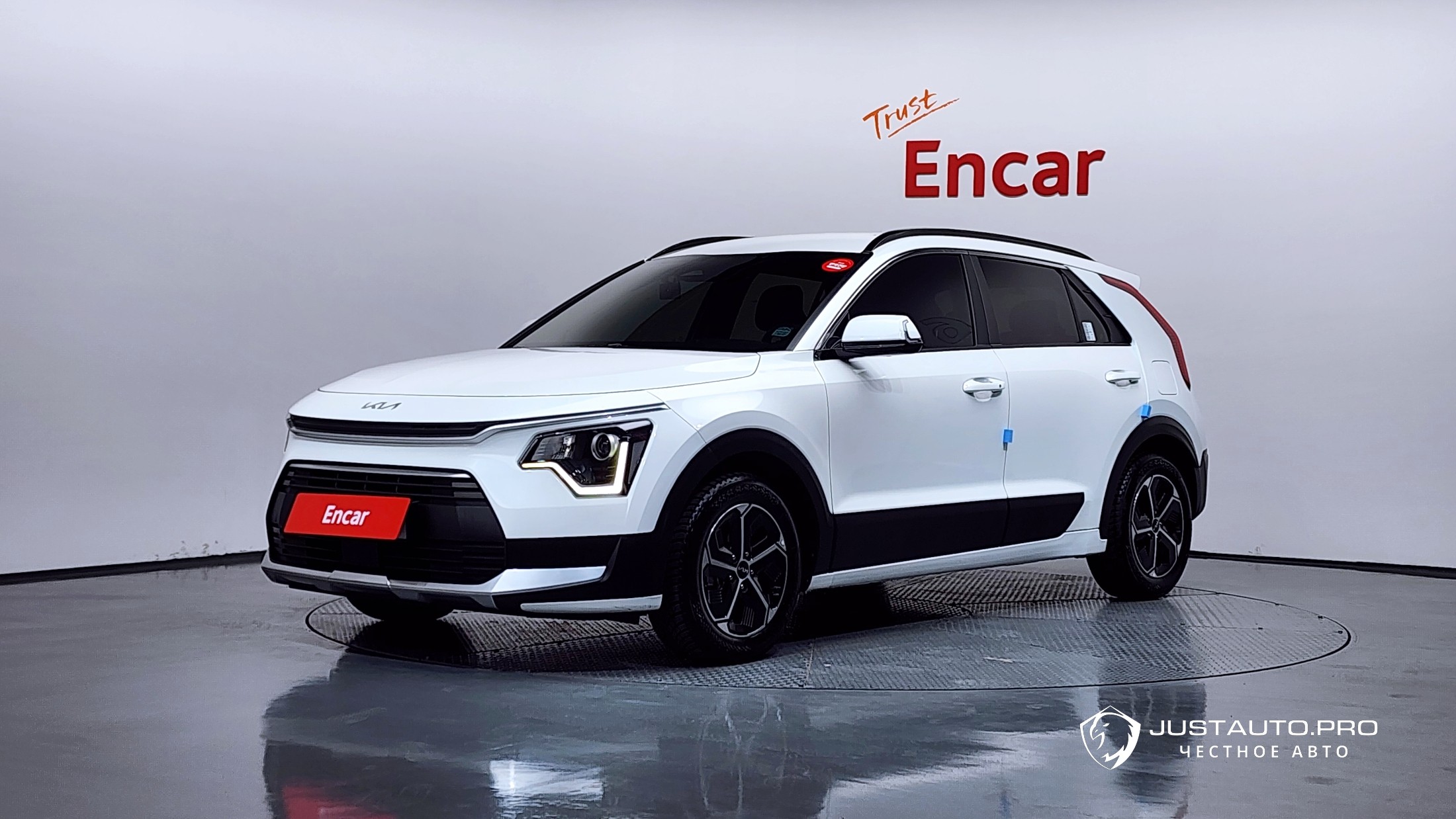 Автомобиль Kia Niro