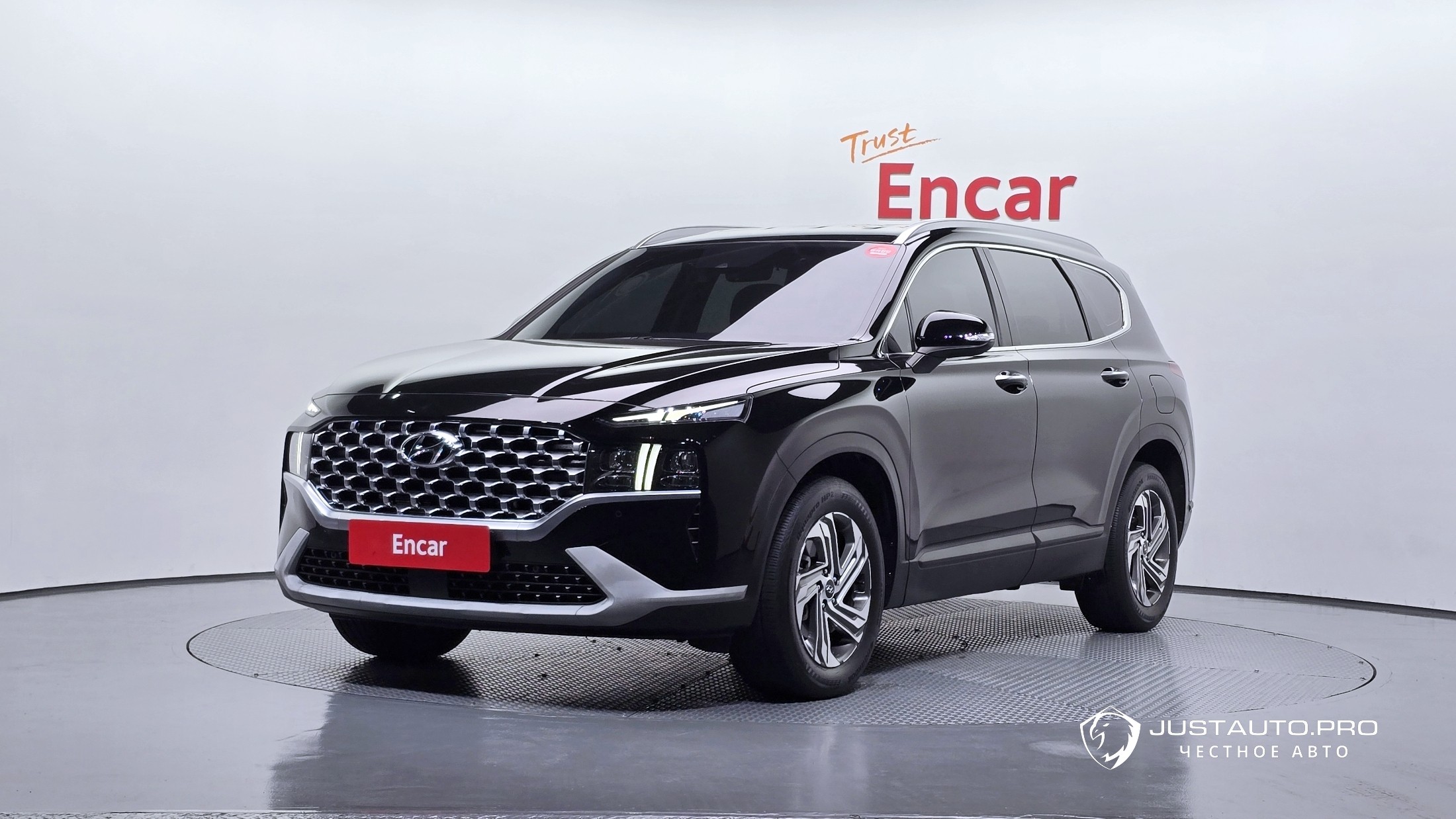 Автомобиль Hyundai Santafe