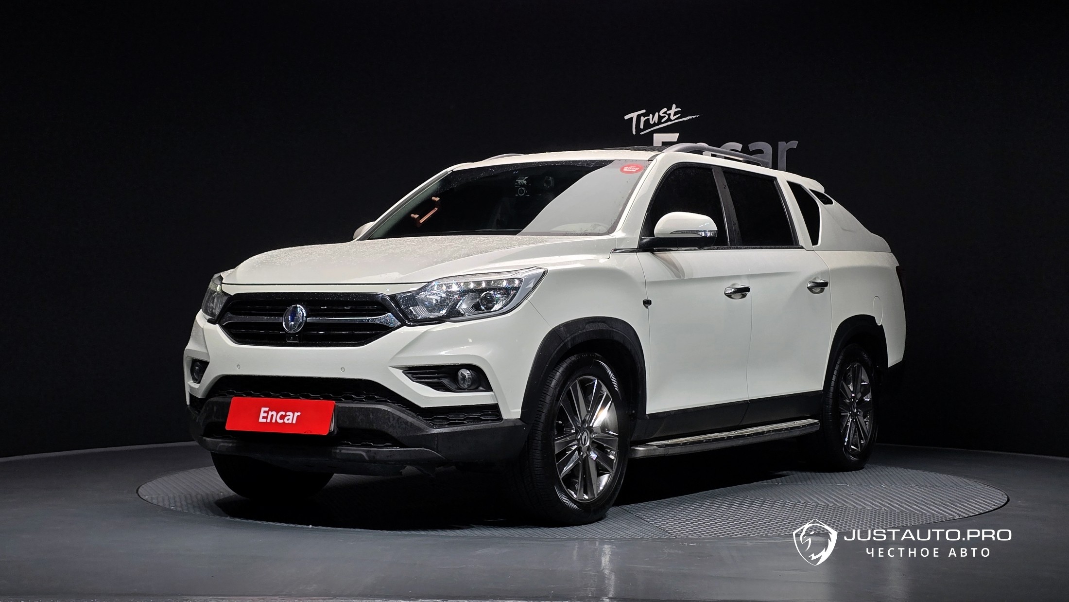 Автомобиль KG_Mobility_Ssangyong Rexton
