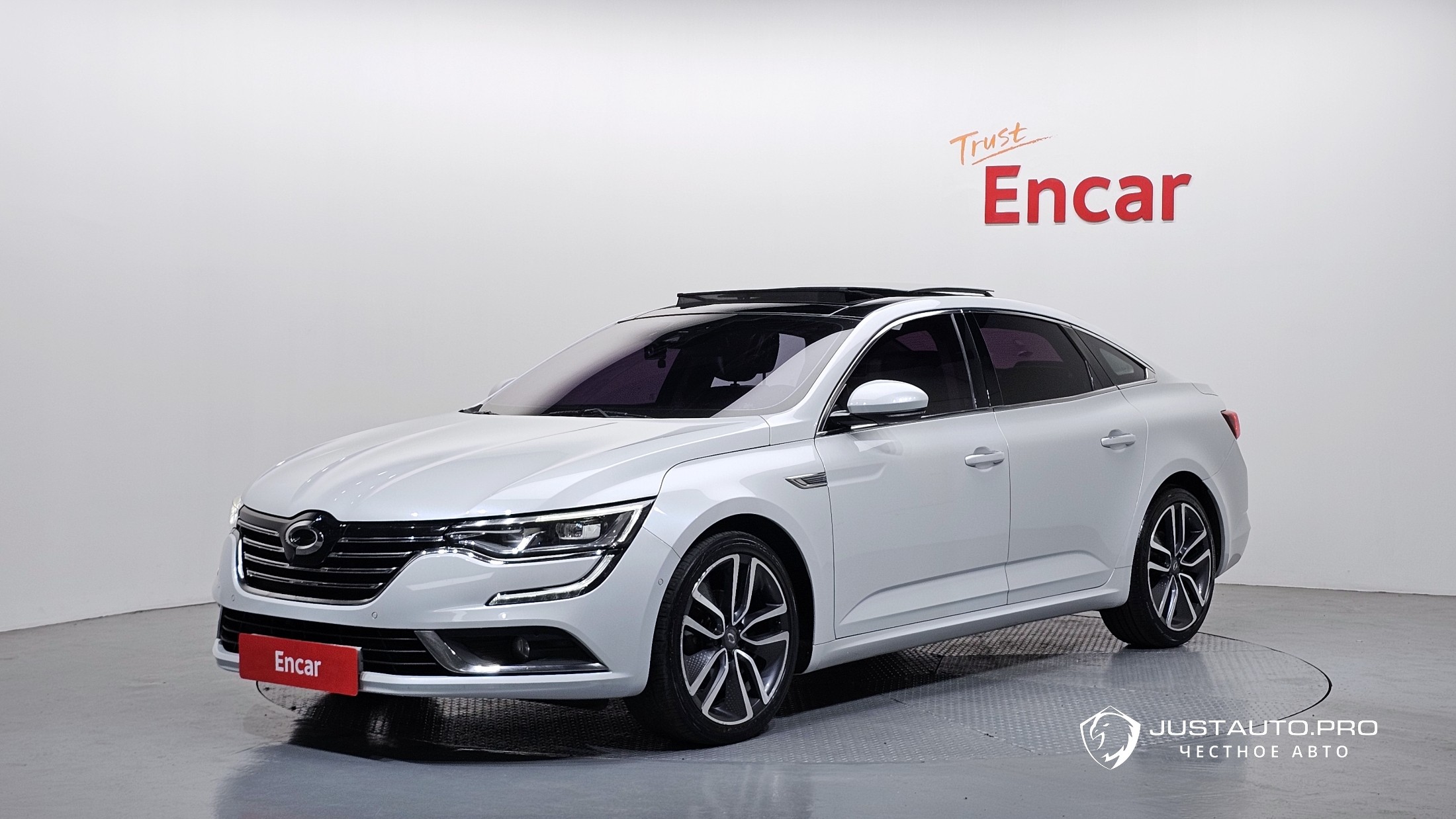 Автомобиль Renault-KoreaSamsung SM6