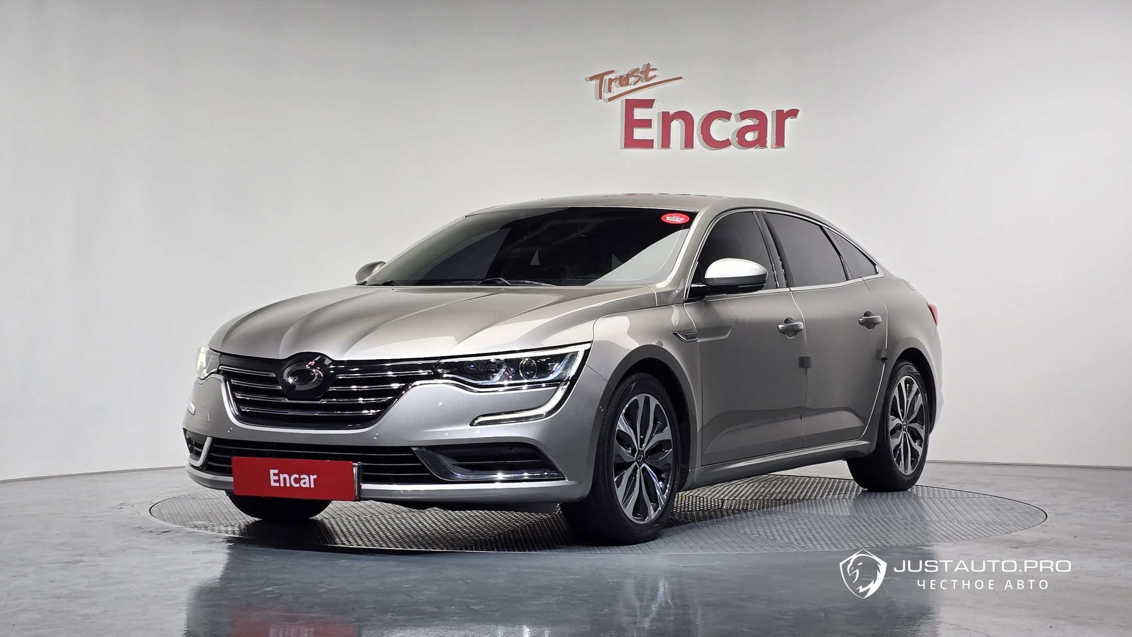 Автомобиль Renault-KoreaSamsung SM6