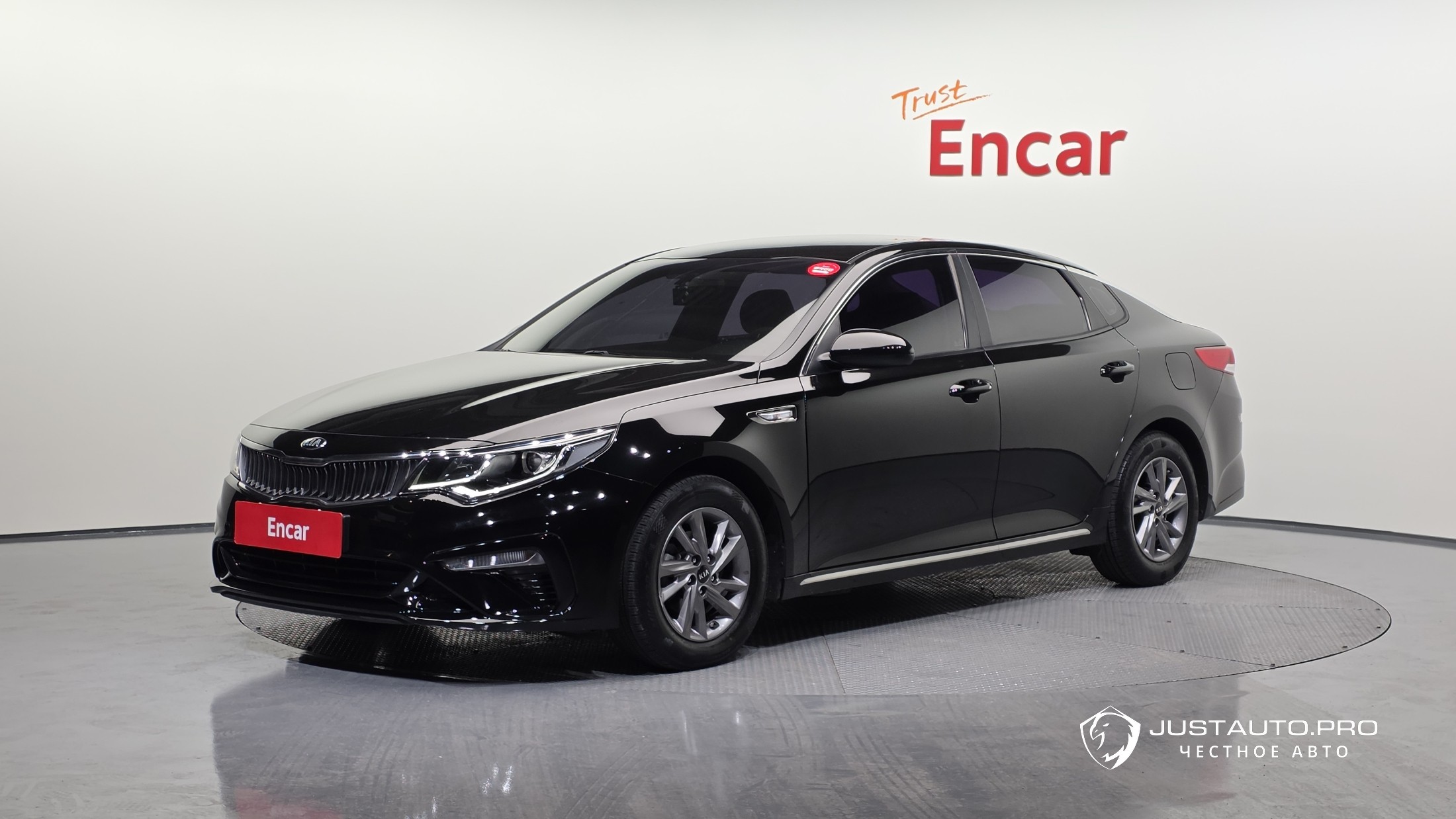 Автомобиль Kia K5