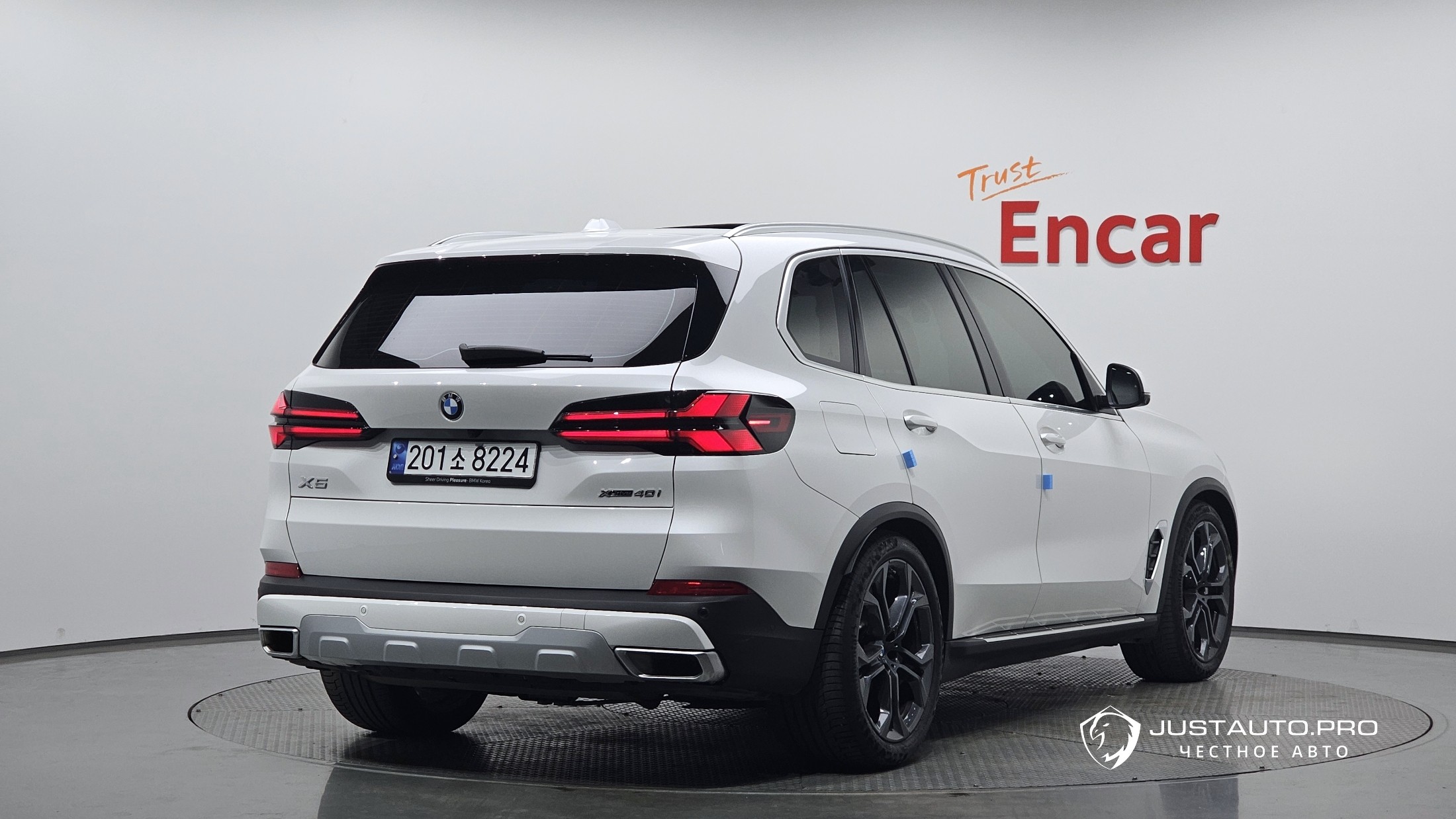 Автомобиль BMW X5