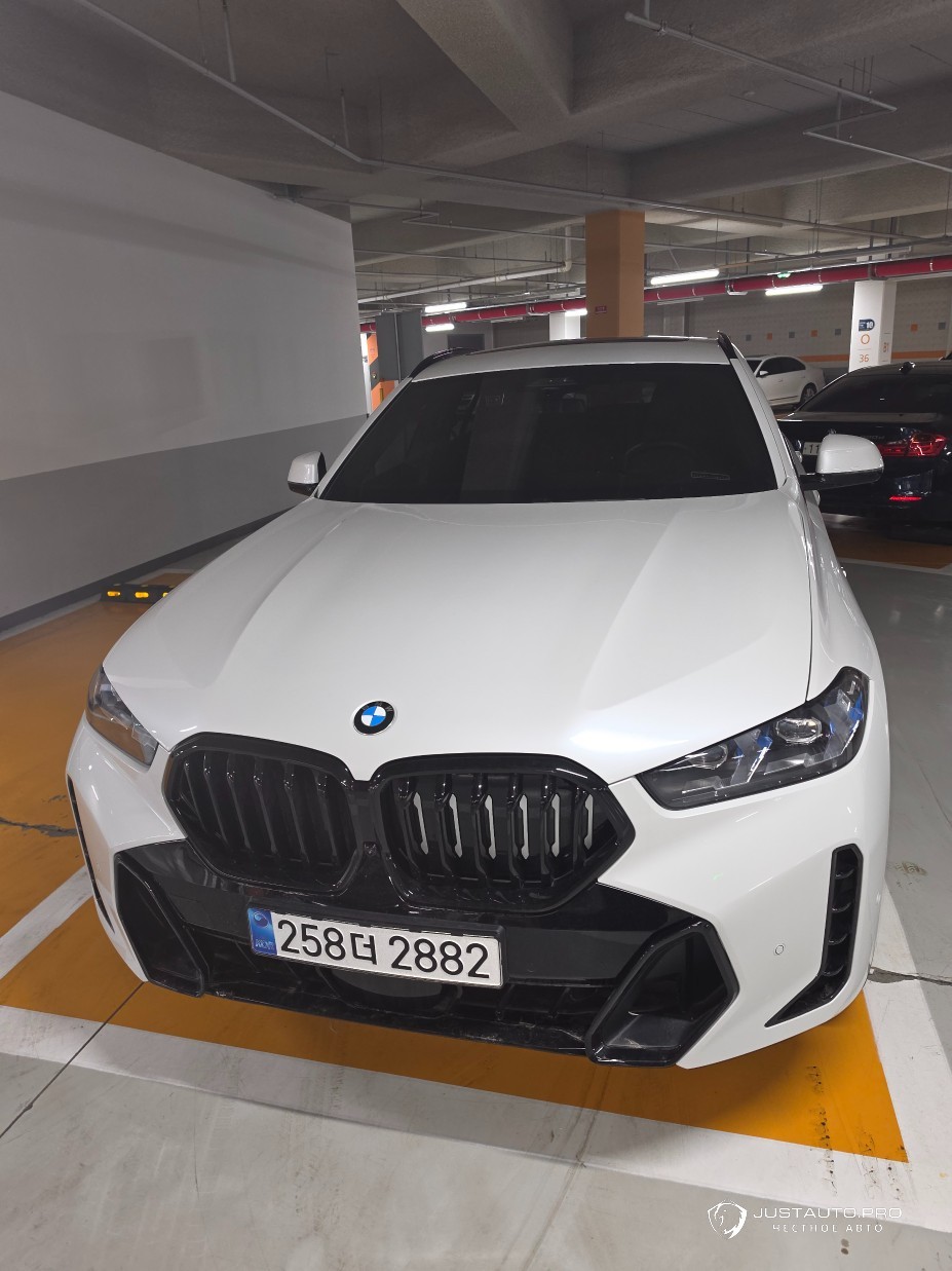 Автомобиль BMW X6