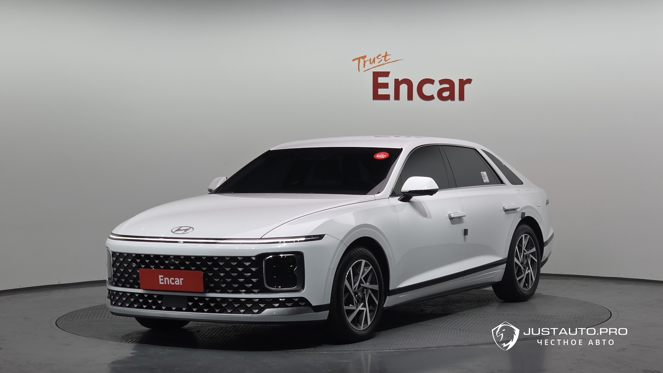 Автомобиль Hyundai Grandeur