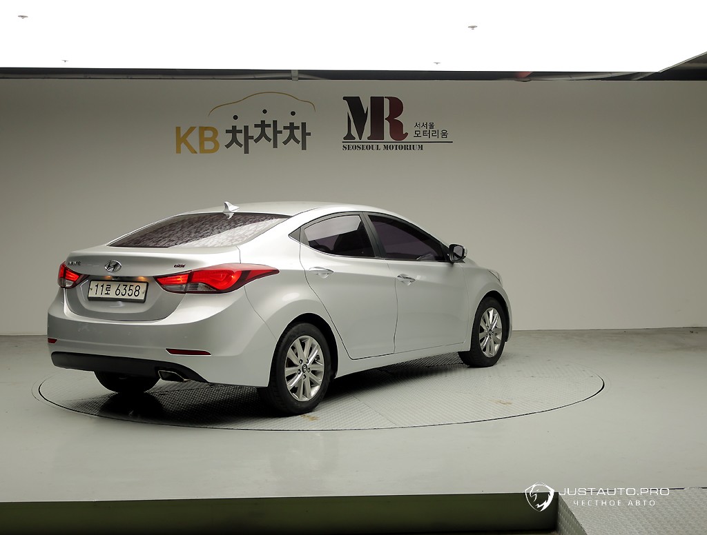 Автомобиль Hyundai AVANTE
