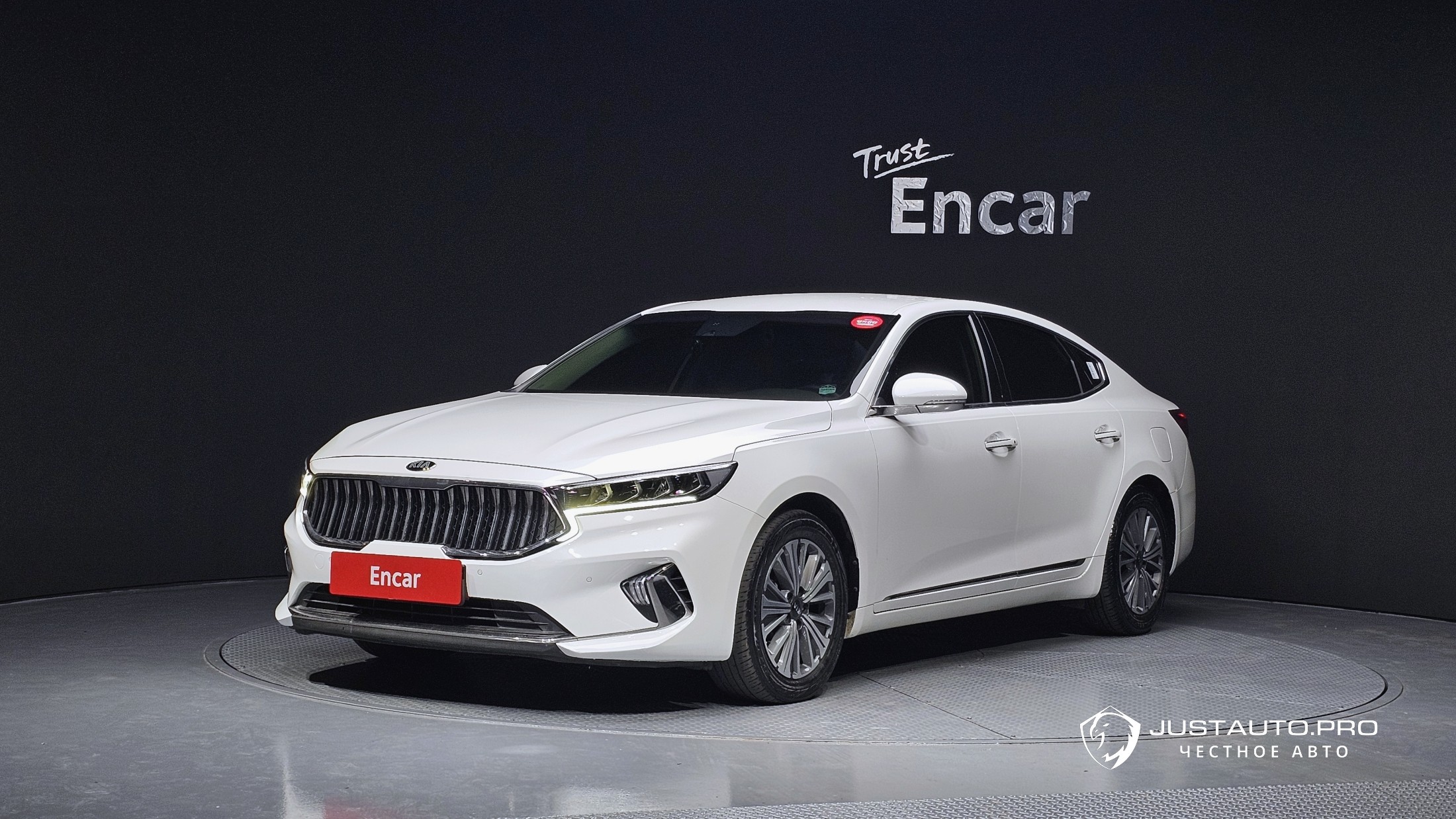 Автомобиль Kia K7