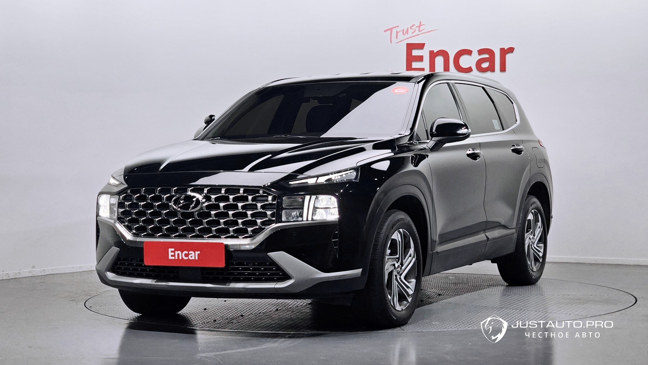 Автомобиль Hyundai Santafe