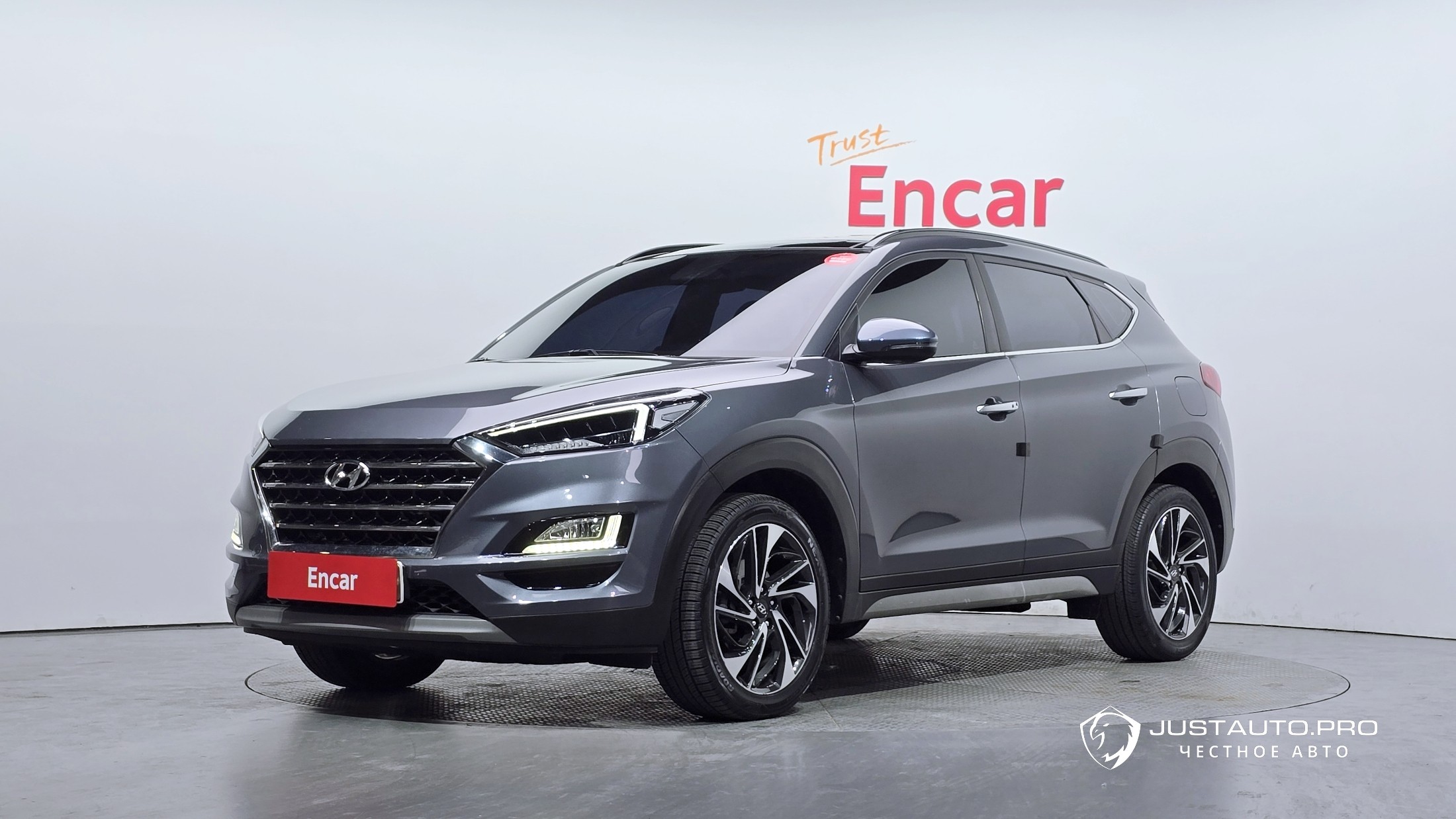 Автомобиль Hyundai Tucson
