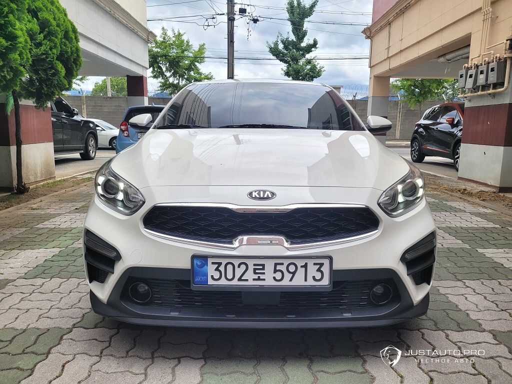 Автомобиль Kia K3