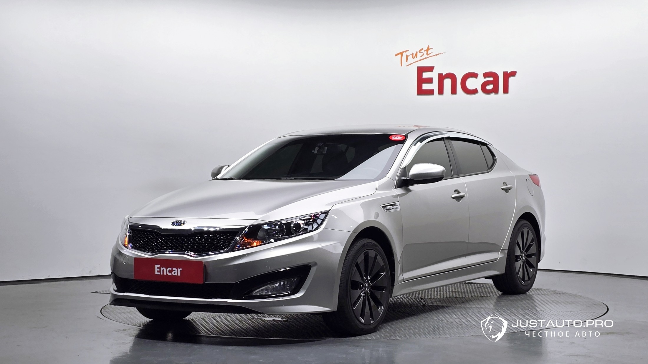 Автомобиль Kia K5