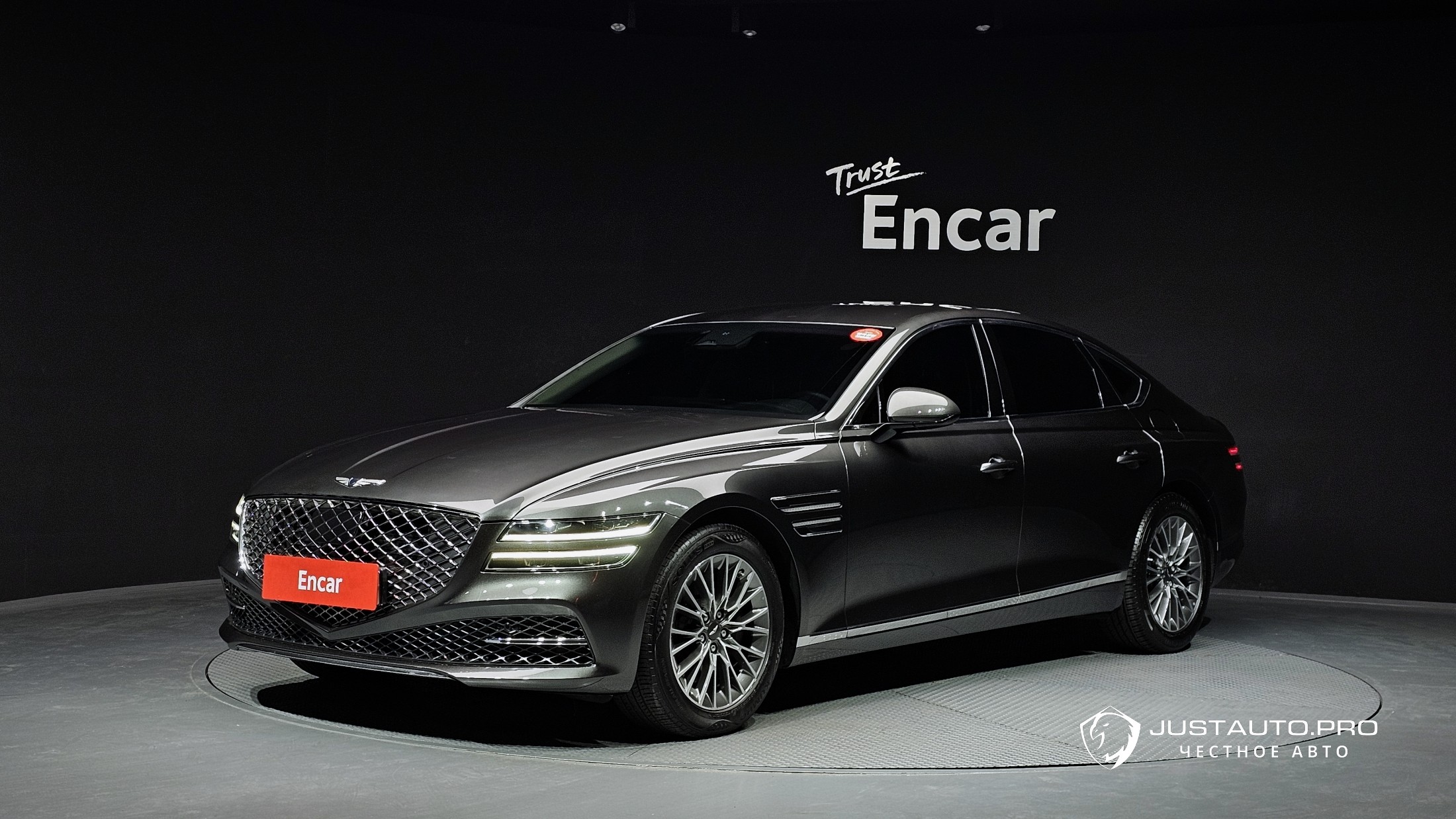 Автомобиль Genesis G80