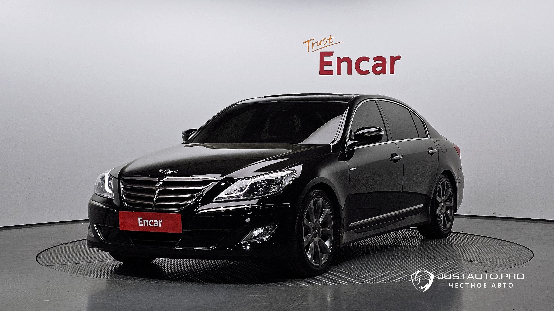 Автомобиль Hyundai Genesis