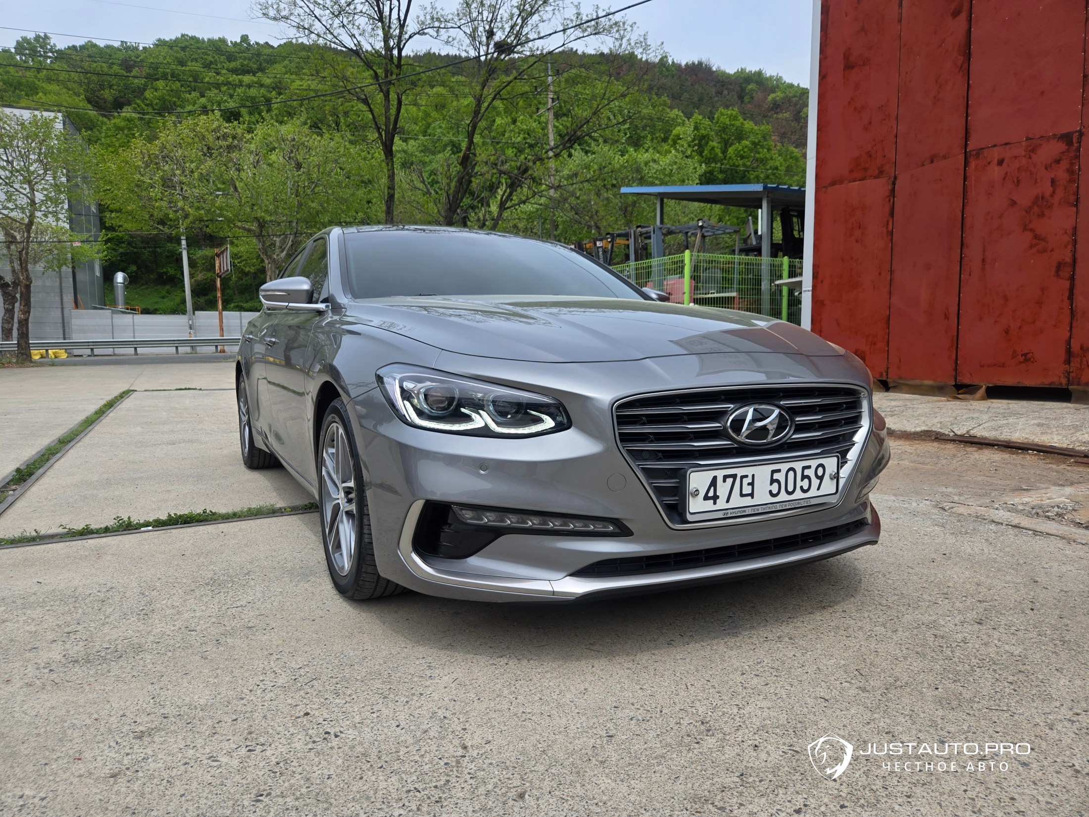 Автомобиль Hyundai Grandeur