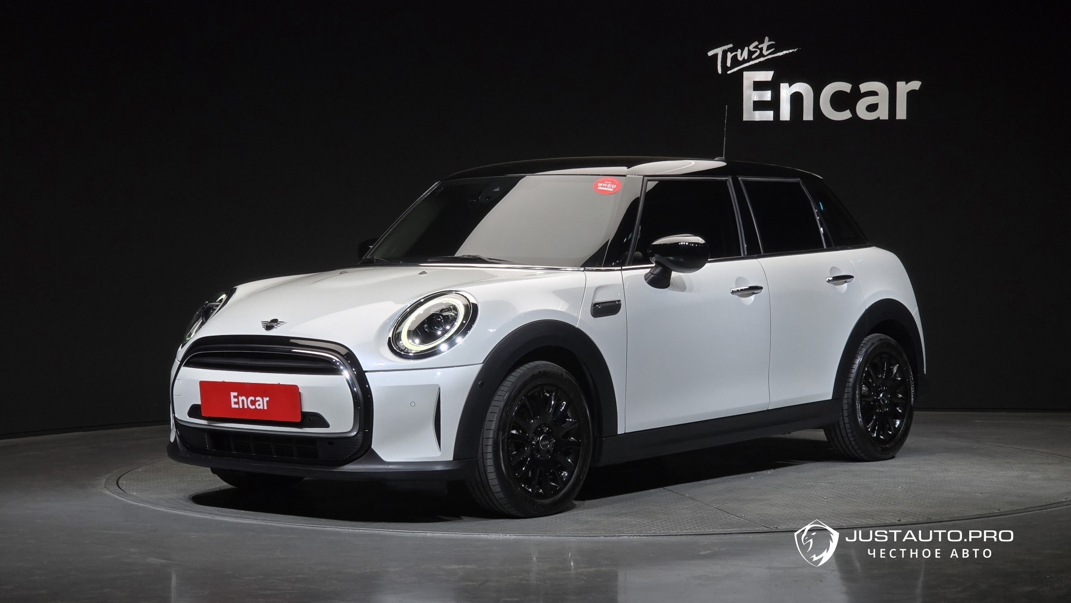 Автомобиль Mini Cooper
