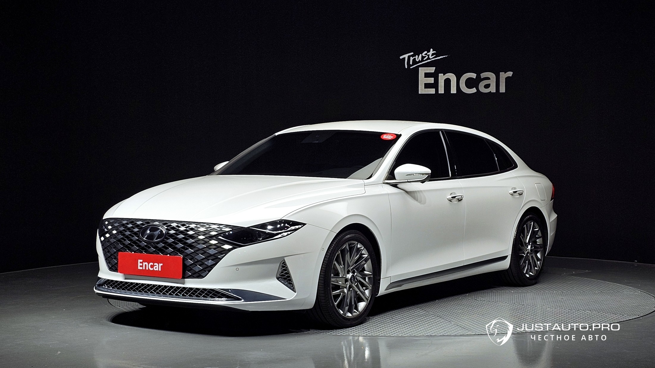 Автомобиль Hyundai Grandeur
