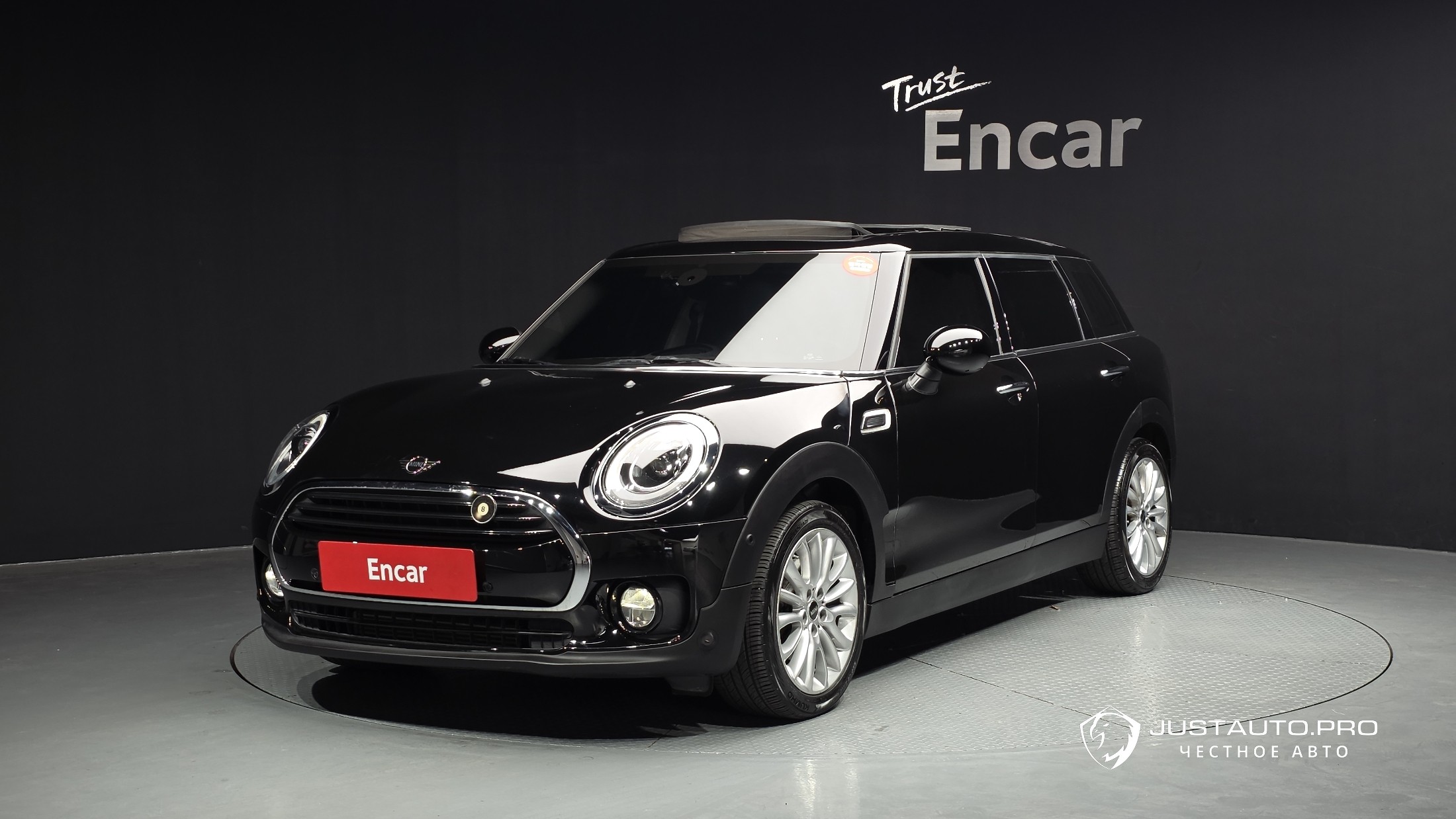 Автомобиль Mini Clubman