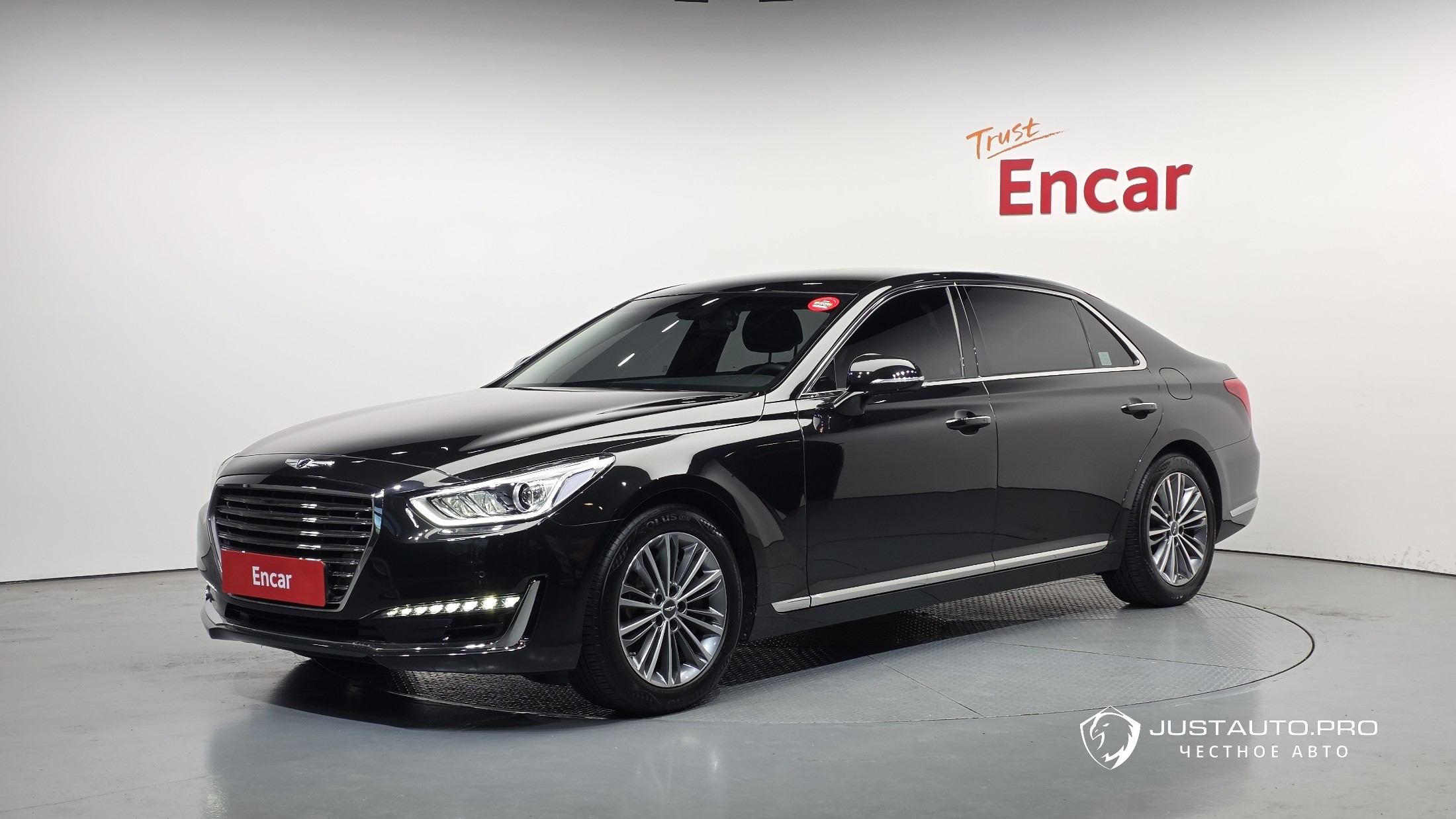 Автомобиль Genesis EQ900