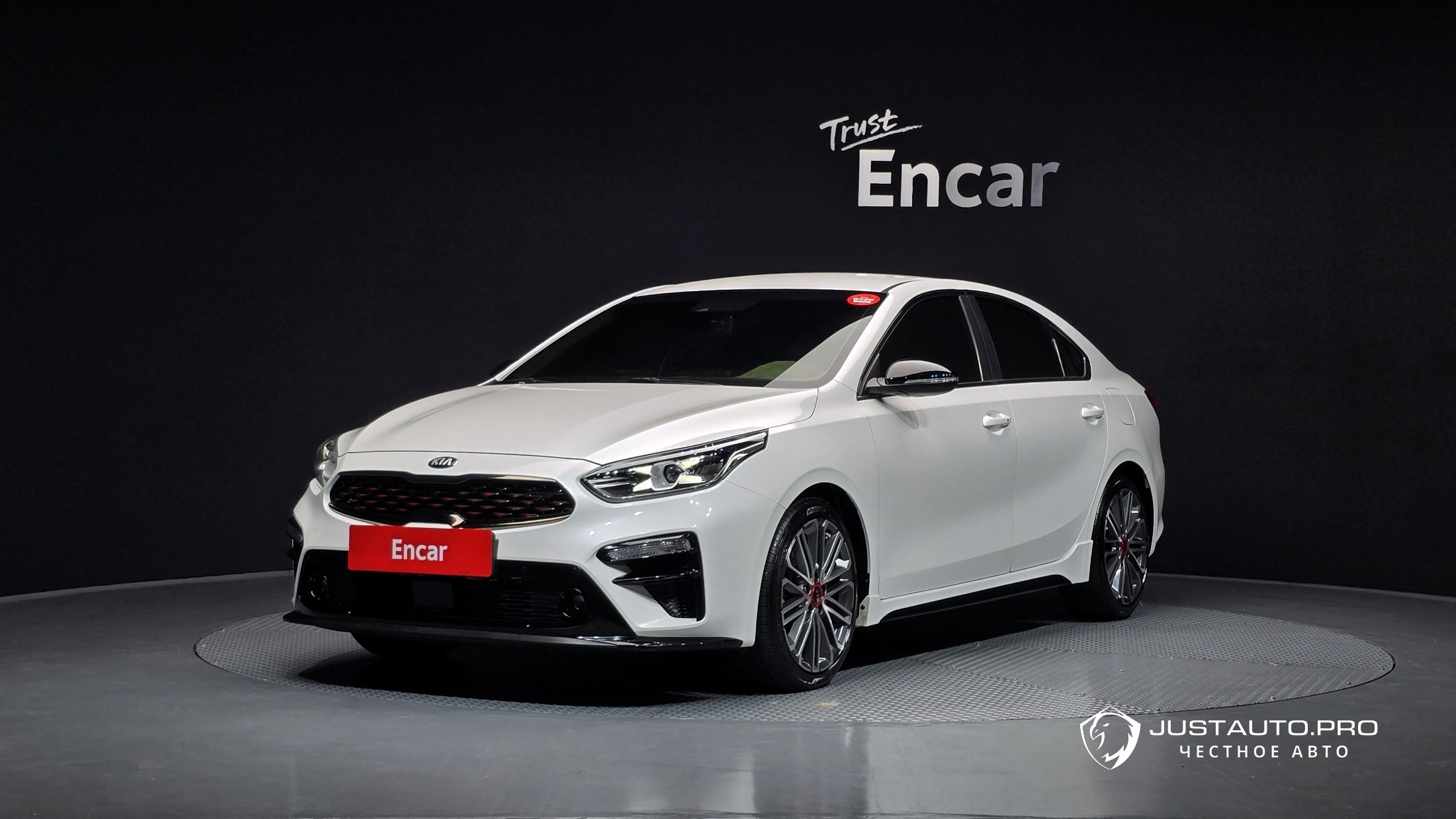 Автомобиль Kia K3