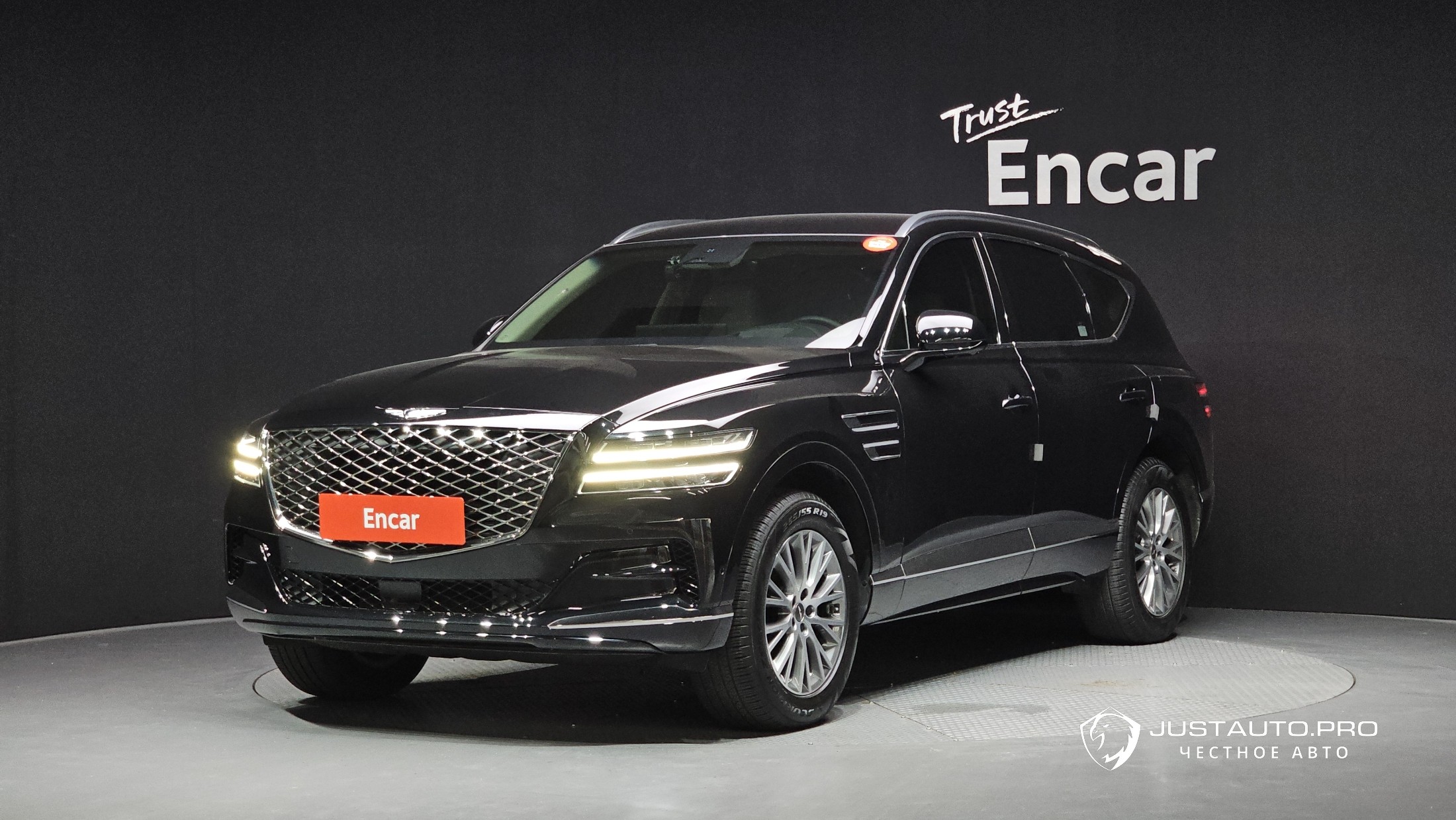 Автомобиль Genesis GV80