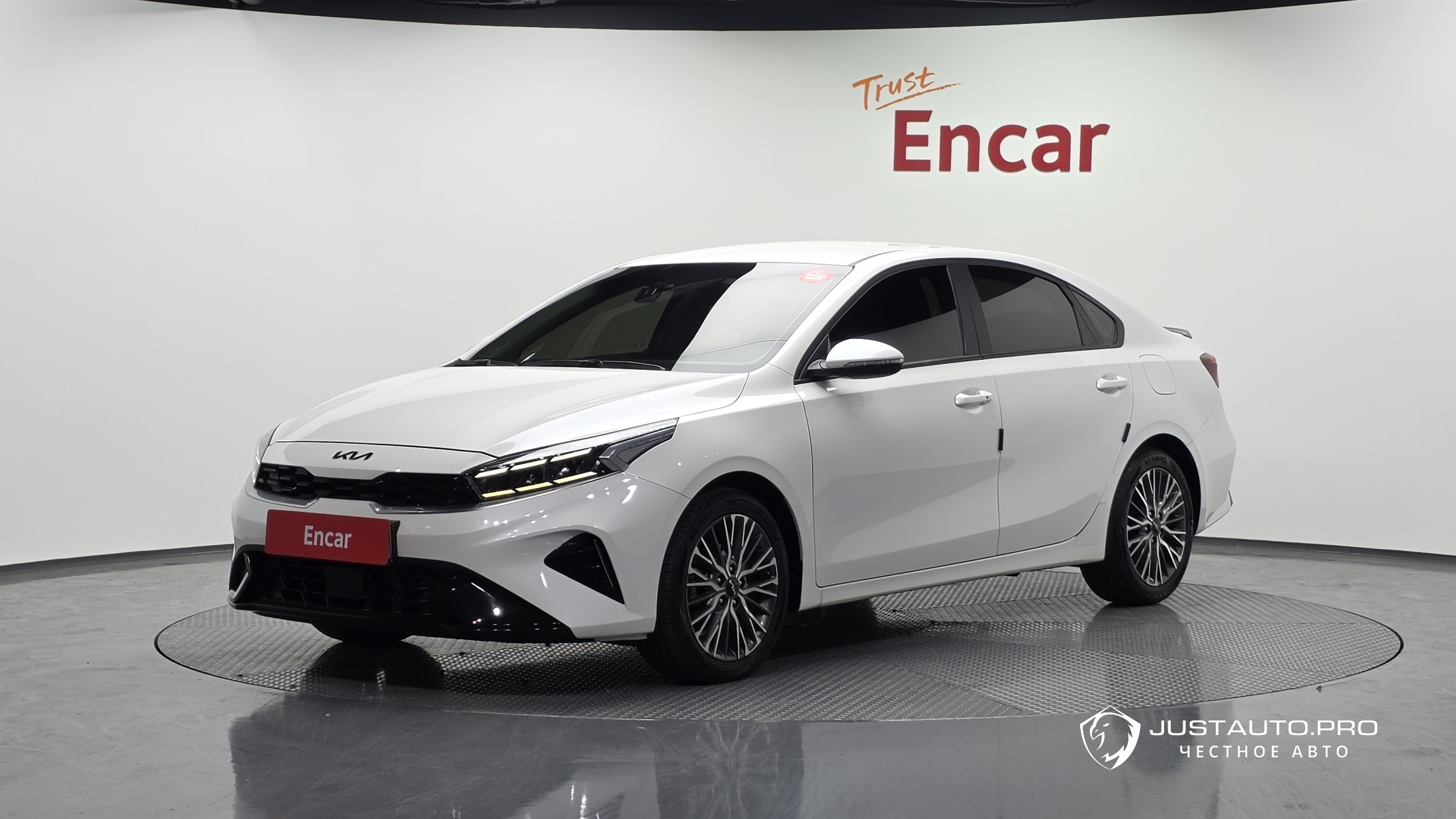 Автомобиль Kia K3