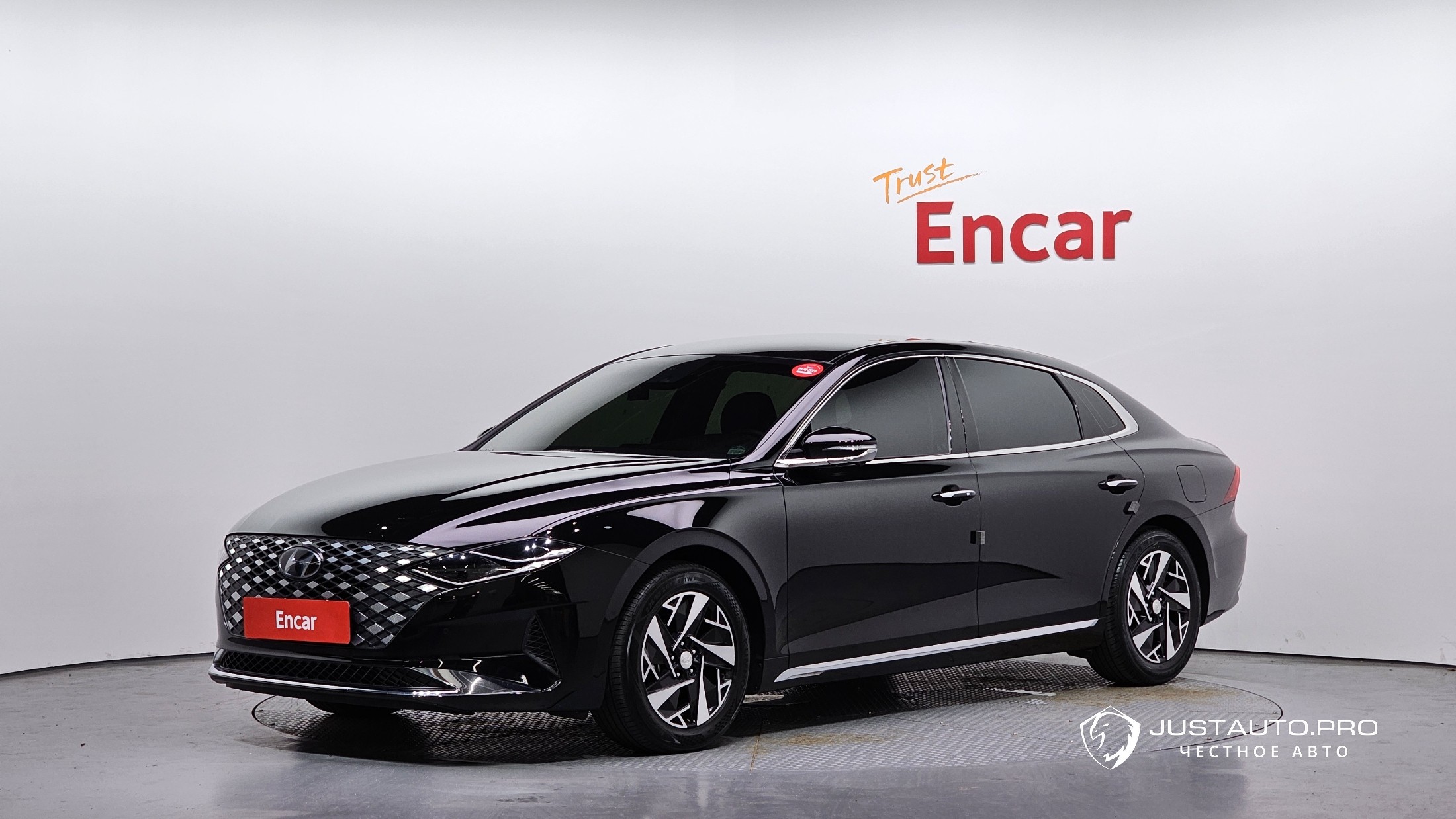 Автомобиль Hyundai Grandeur