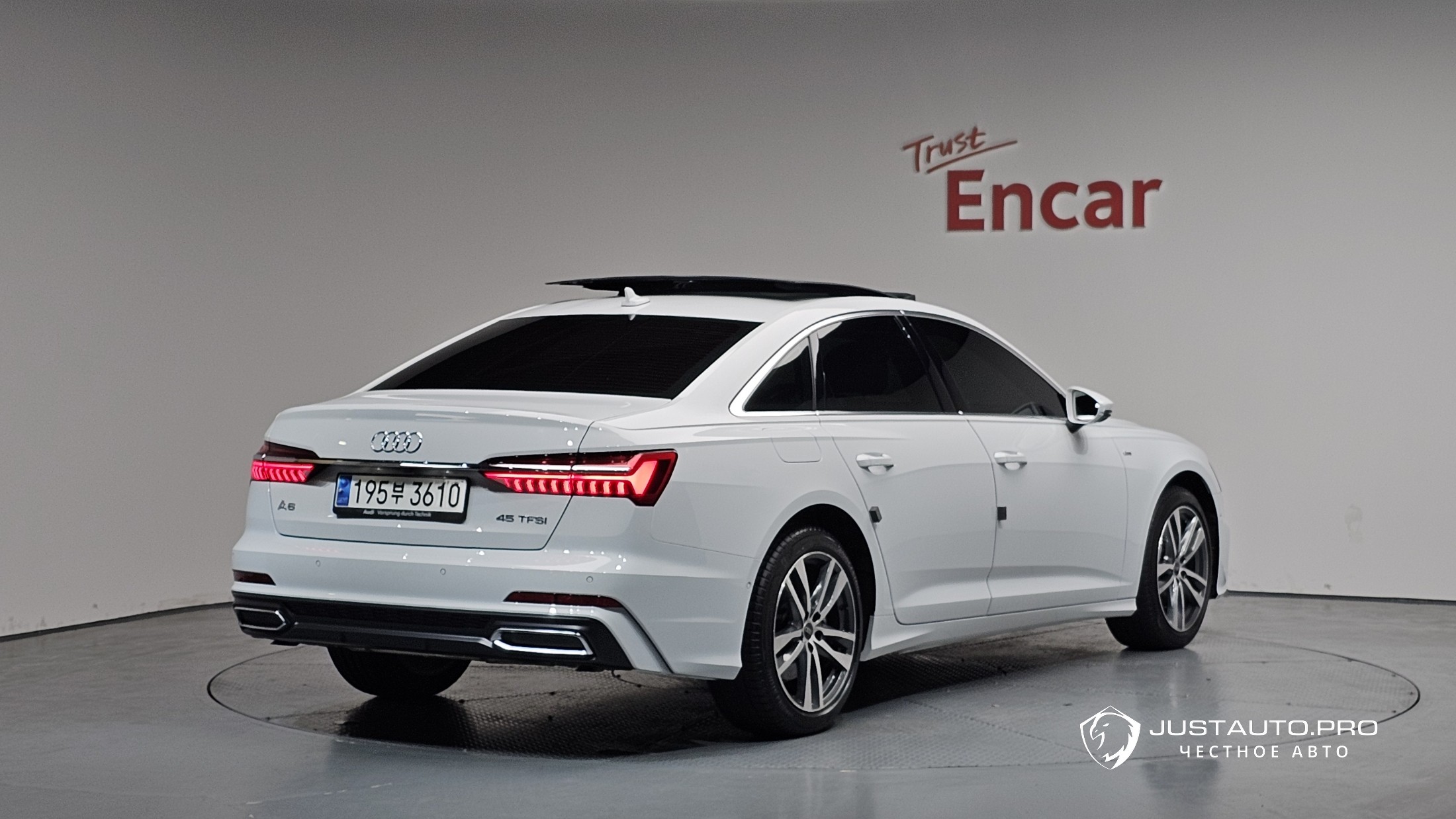 Автомобиль Audi A6