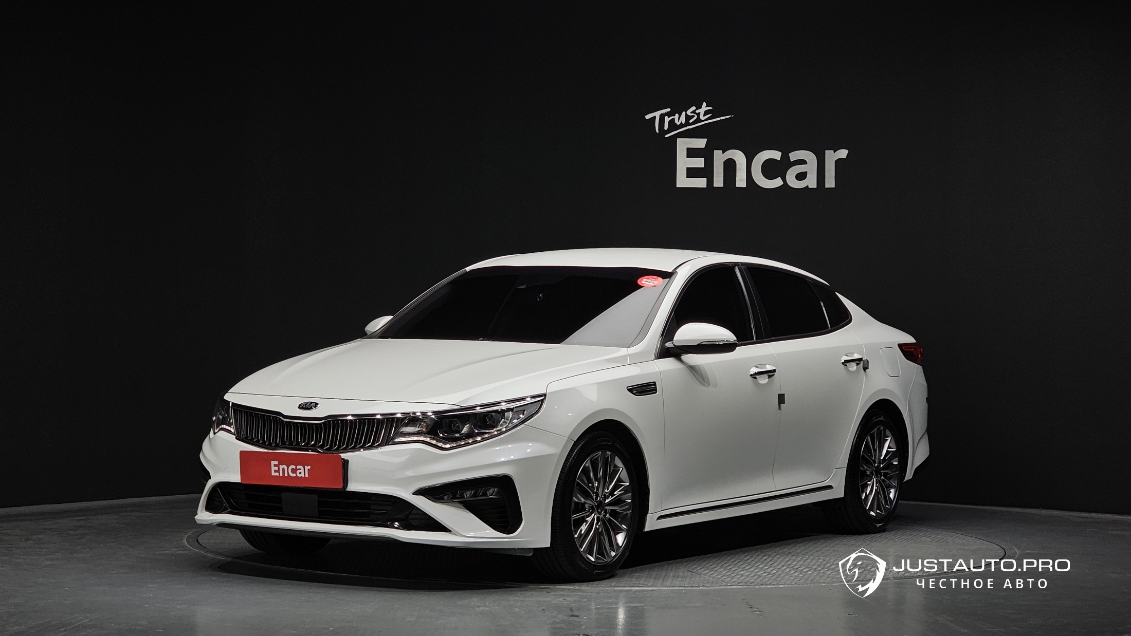 Автомобиль Kia K5