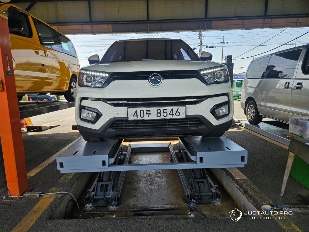 Автомобиль KG_Mobility_Ssangyong TIBOLI
