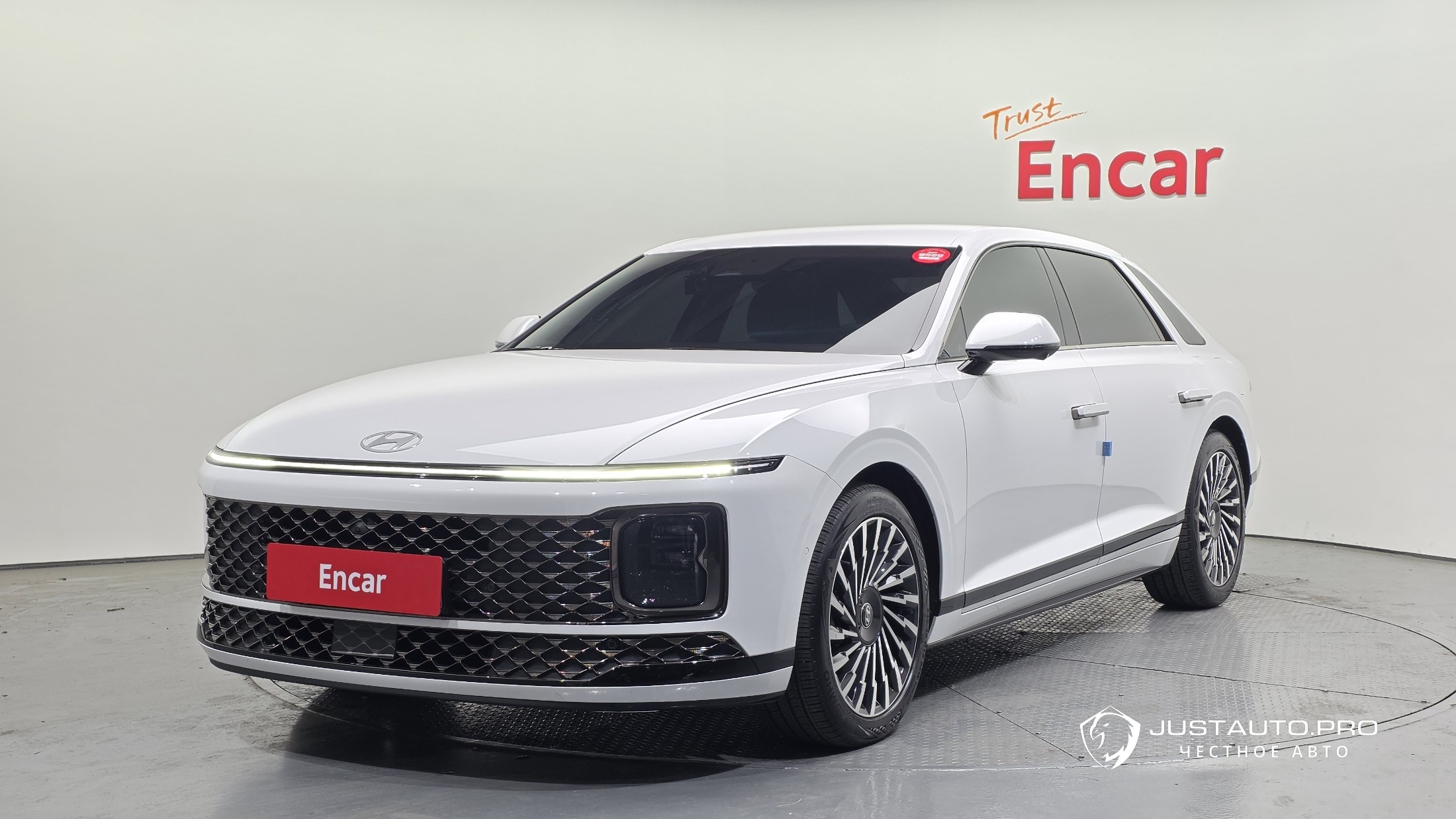 Автомобиль Hyundai Grandeur