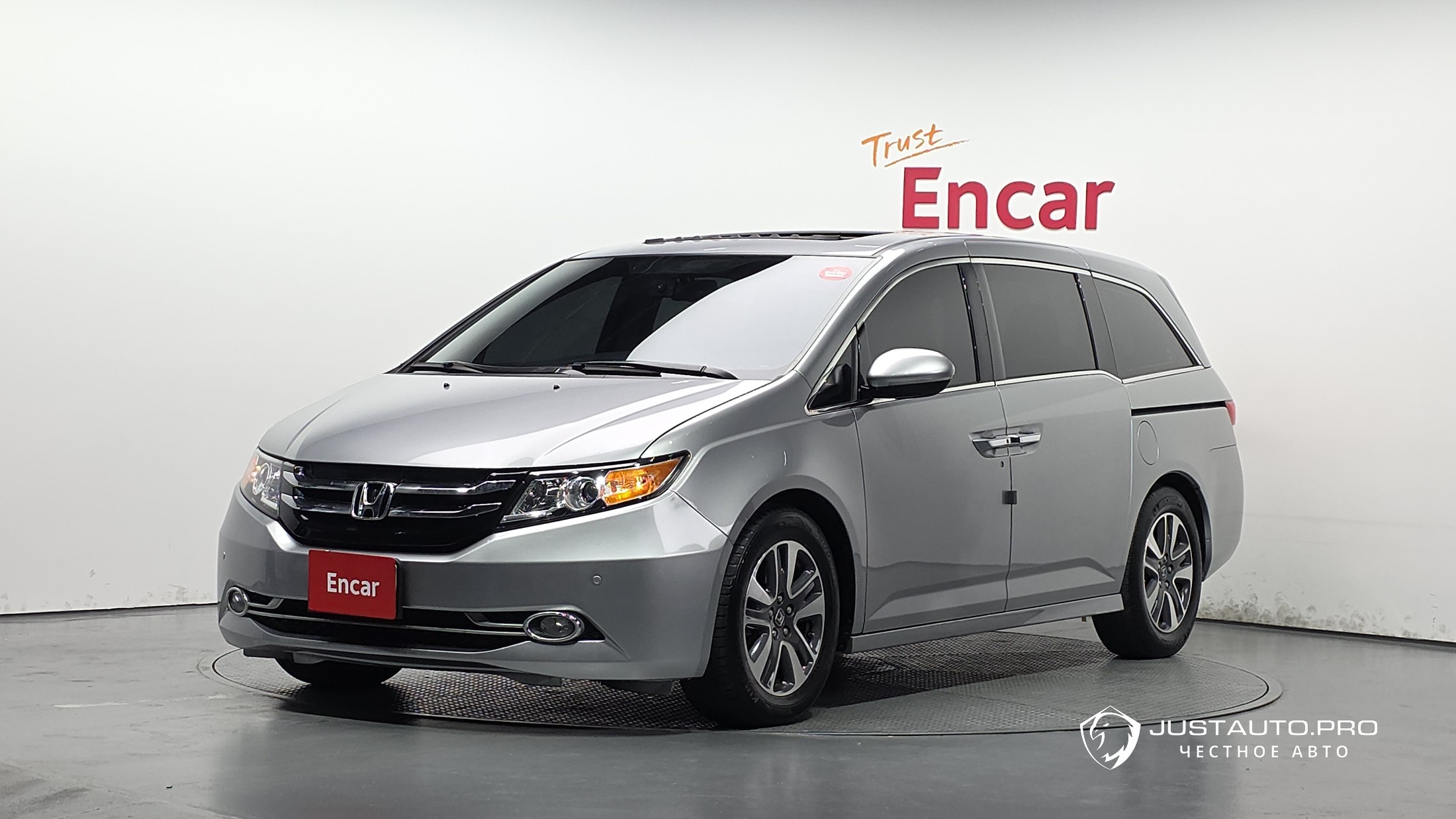 Автомобиль Honda Odyssey