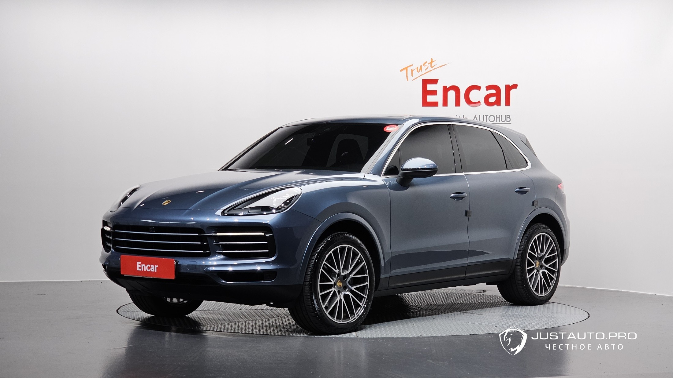 Автомобиль Porsche Cayenne