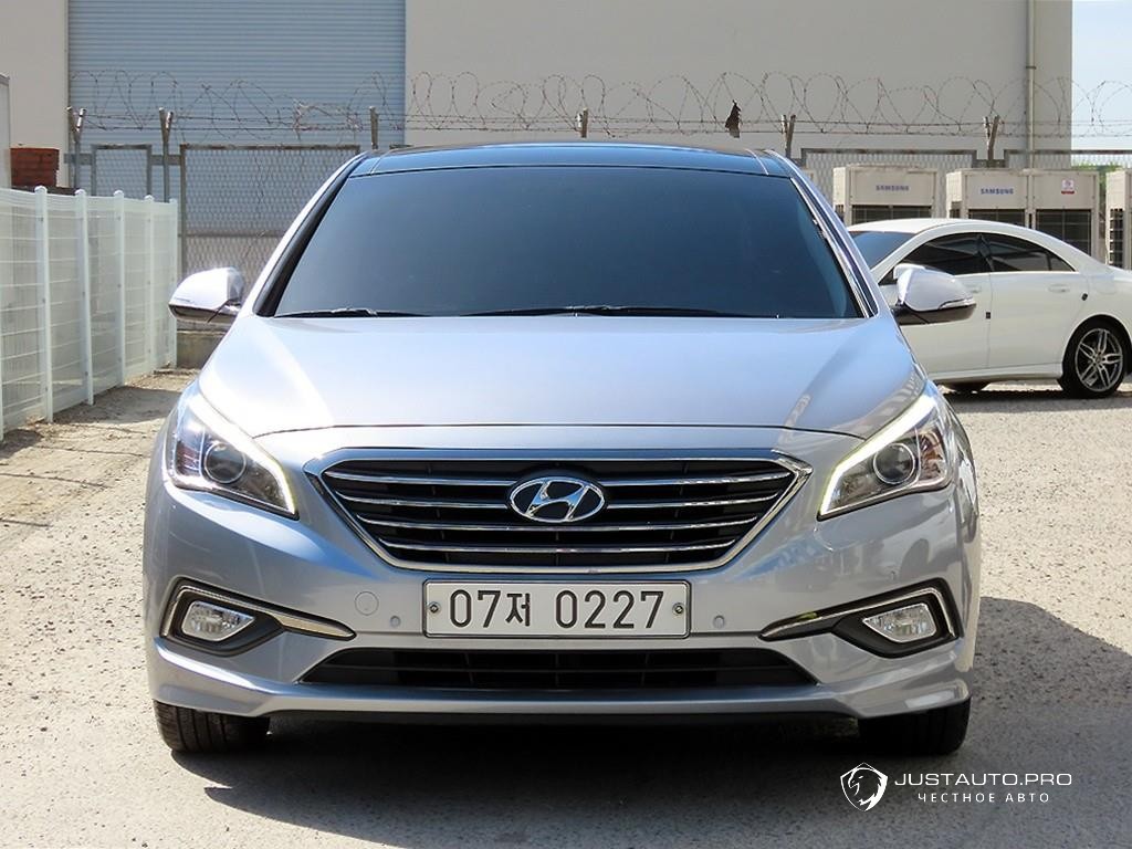 Автомобиль Hyundai Sonata