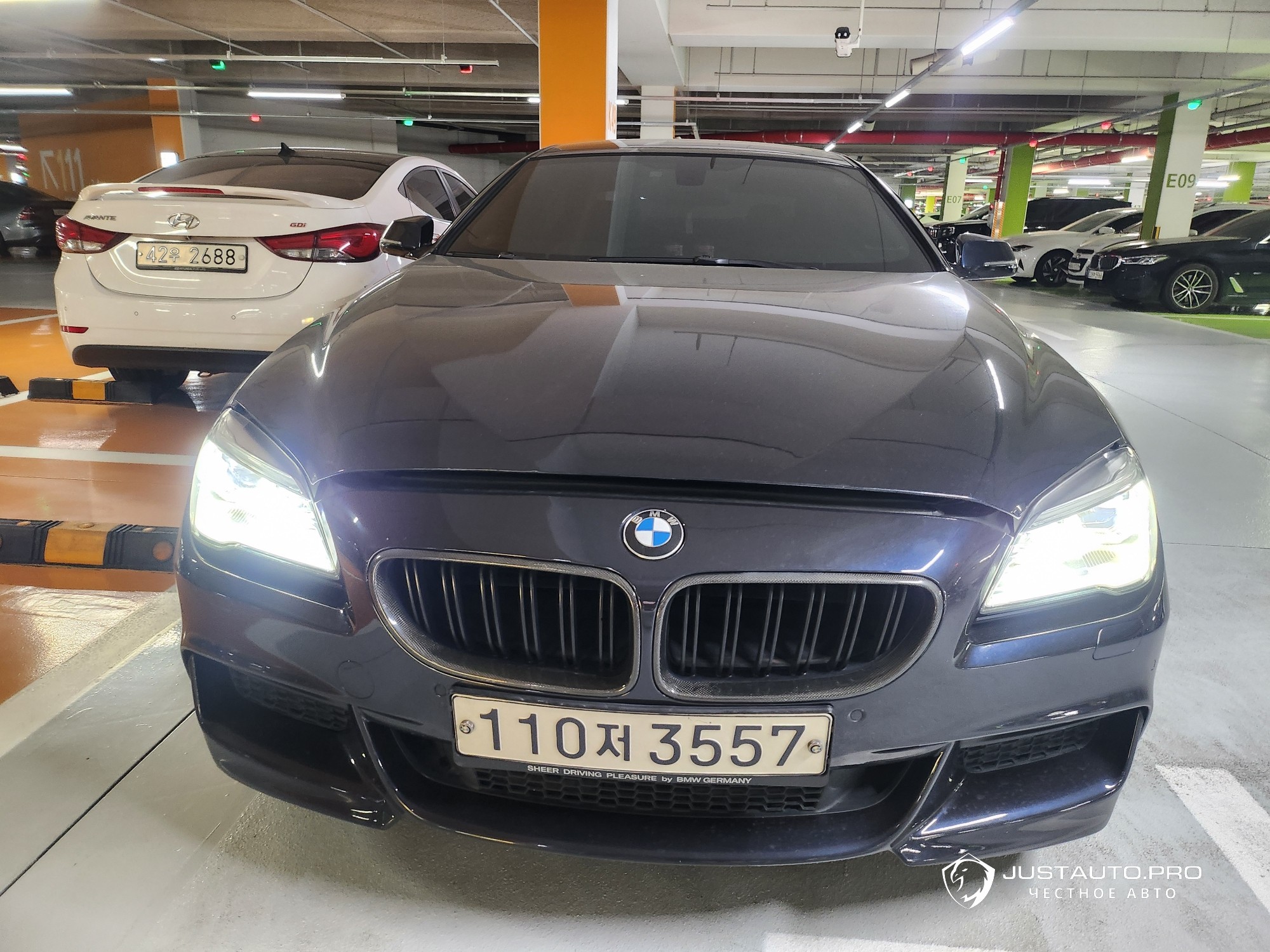 Автомобиль BMW 6-Series
