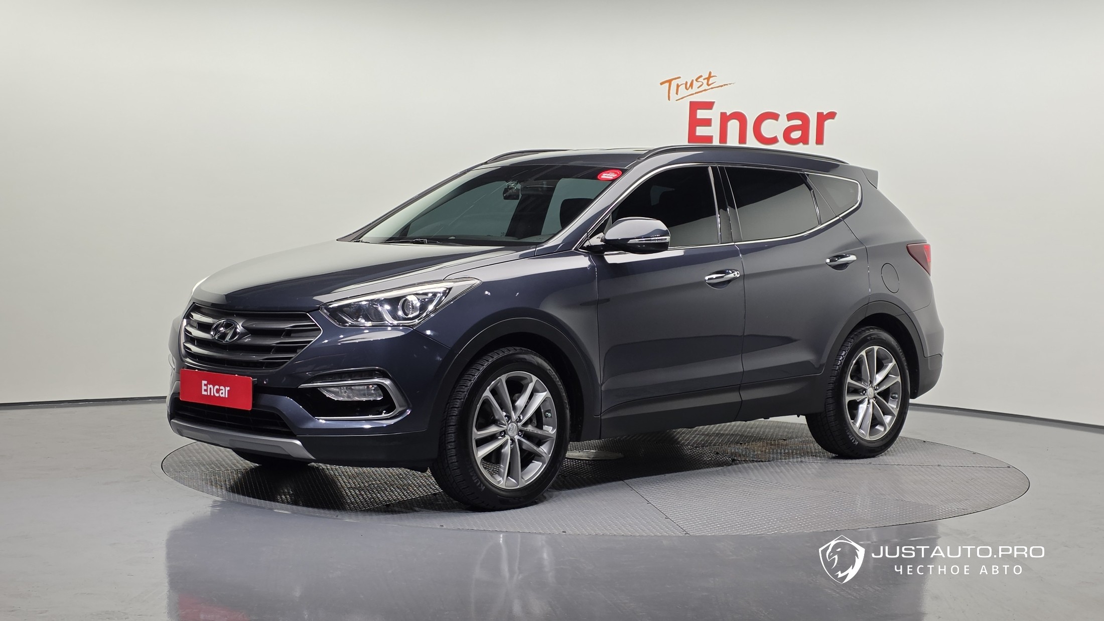 Автомобиль Hyundai Santafe