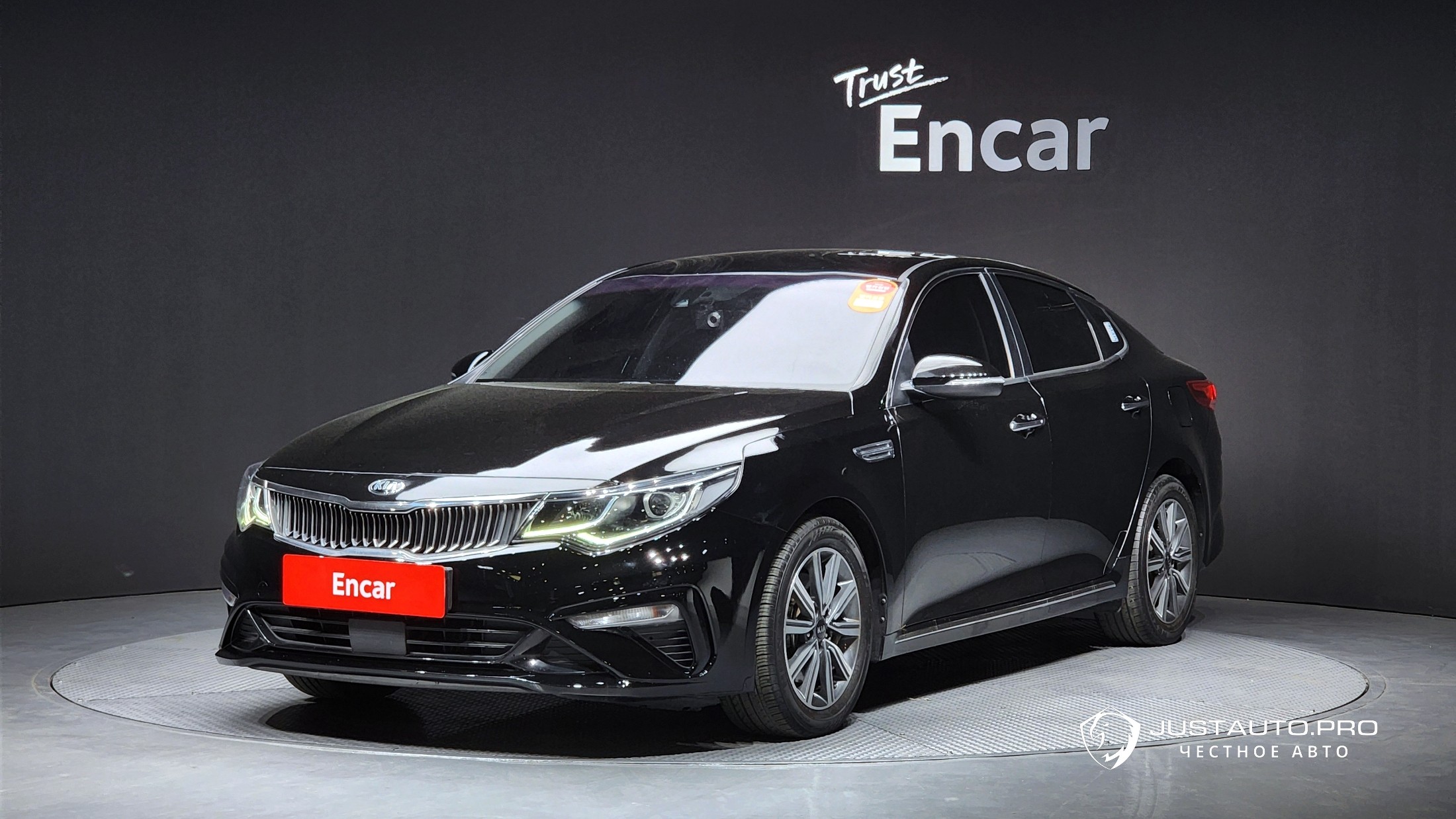 Автомобиль Kia K5