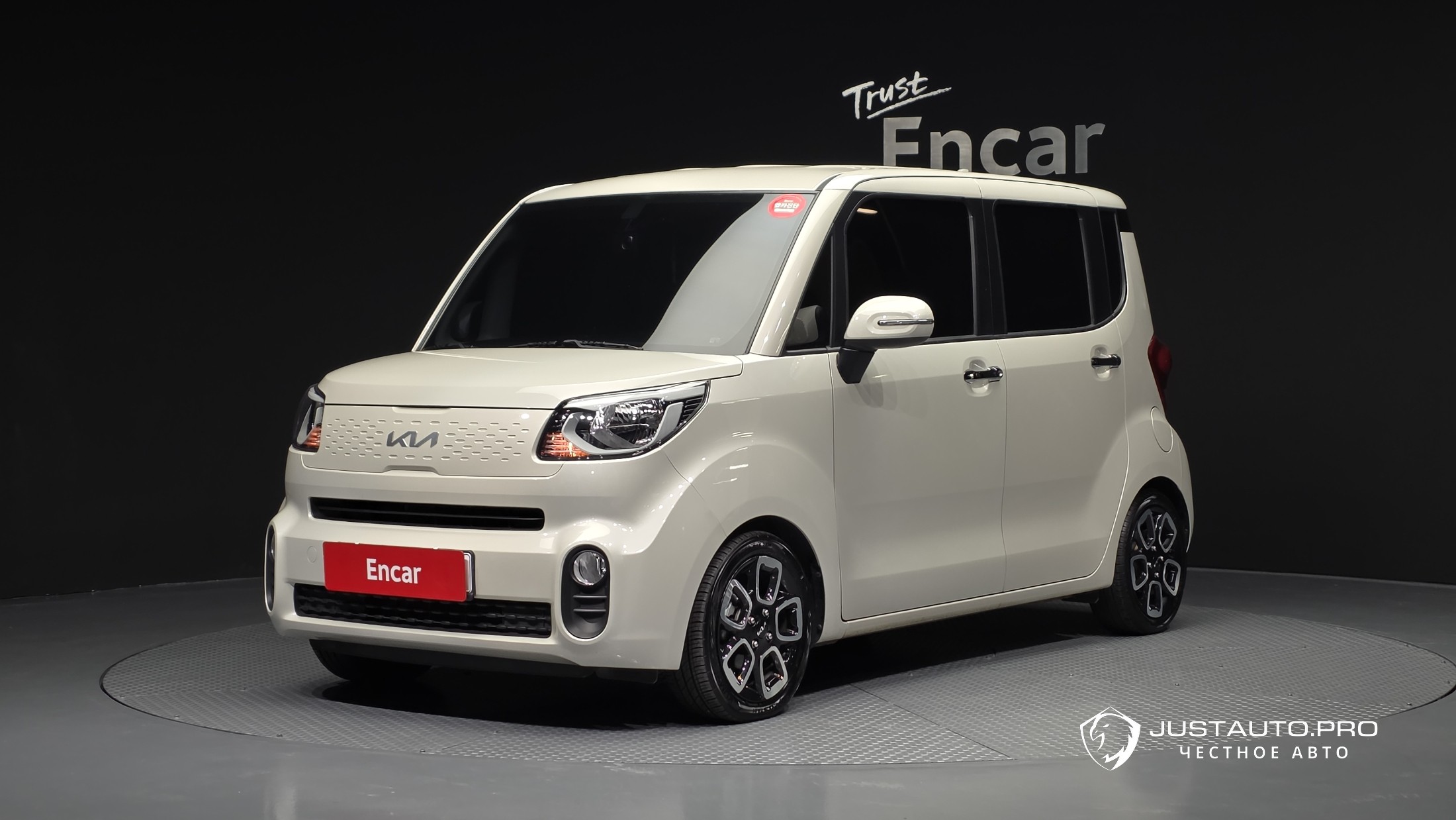 Автомобиль Kia RAY