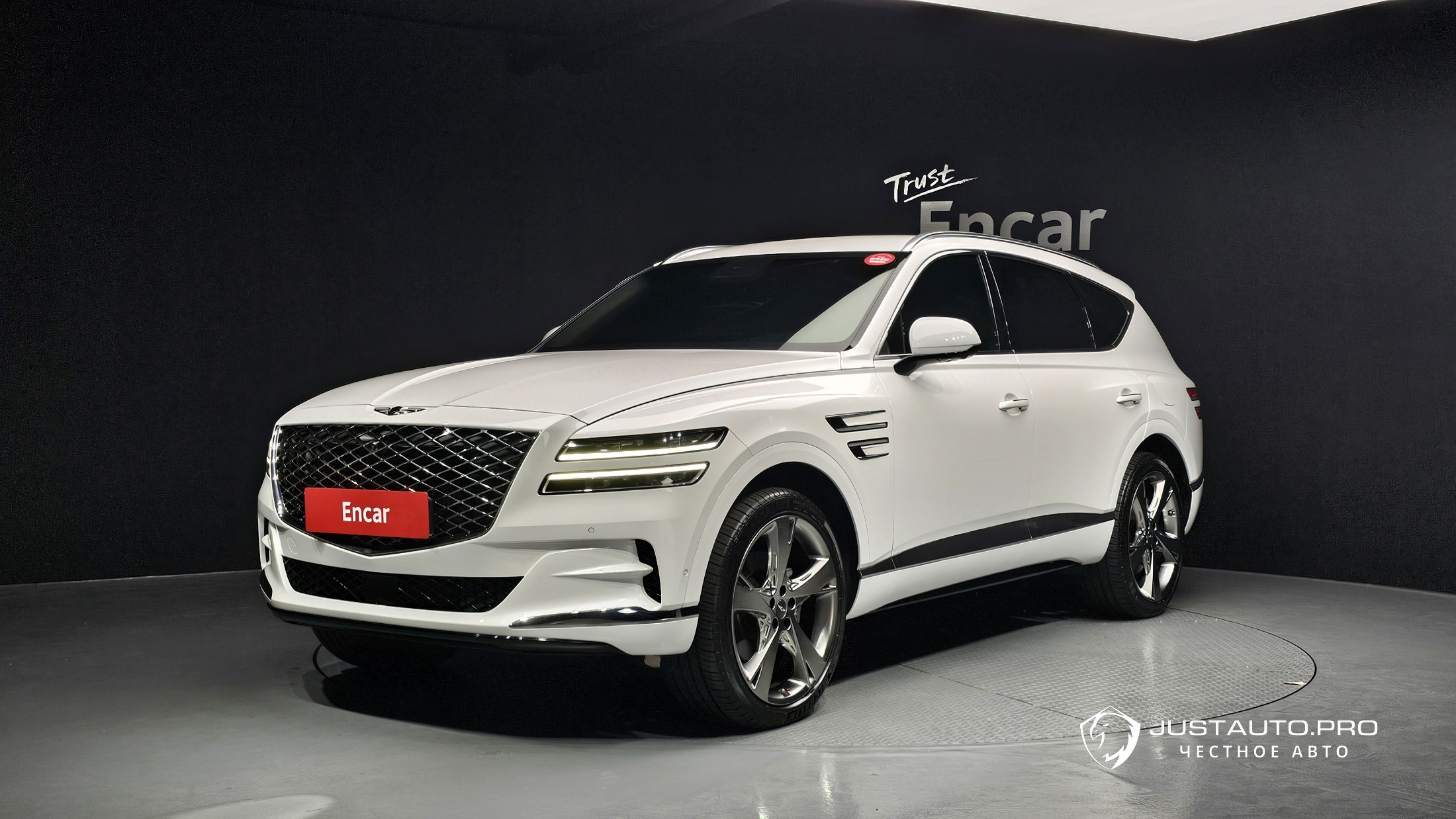 Автомобиль Genesis GV80