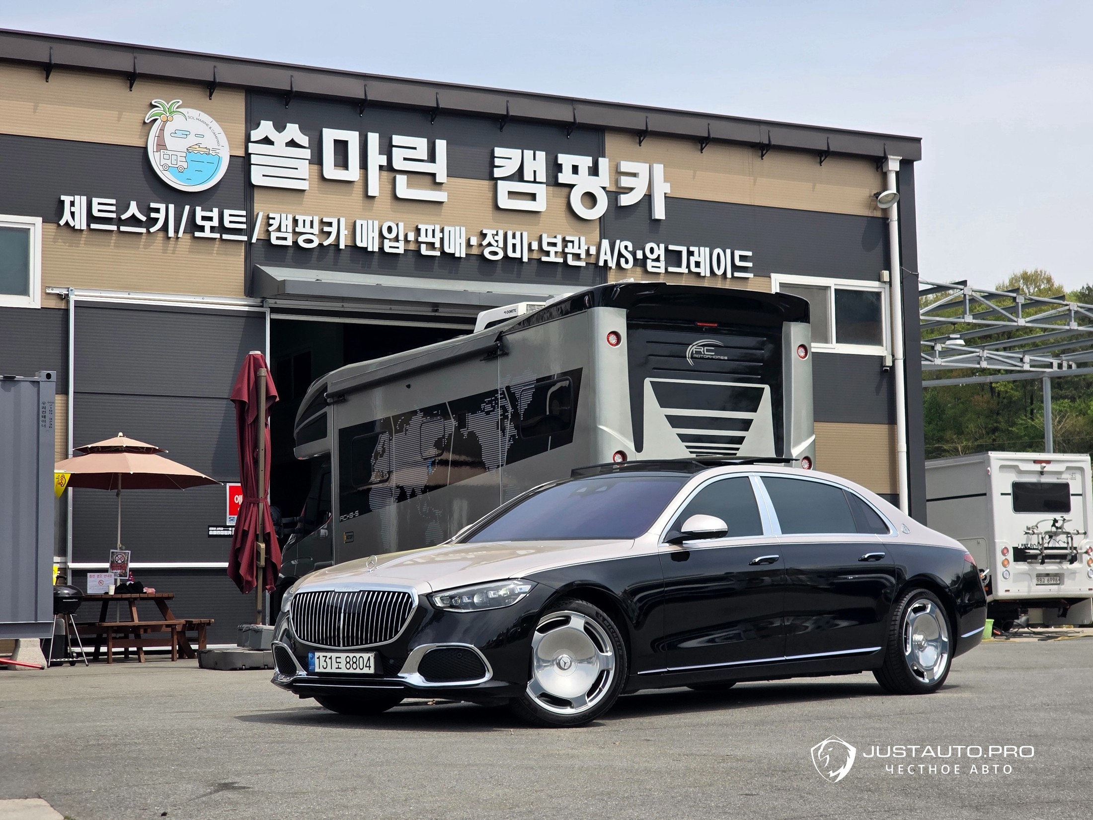 Автомобиль Mercedes-Benz S-Class