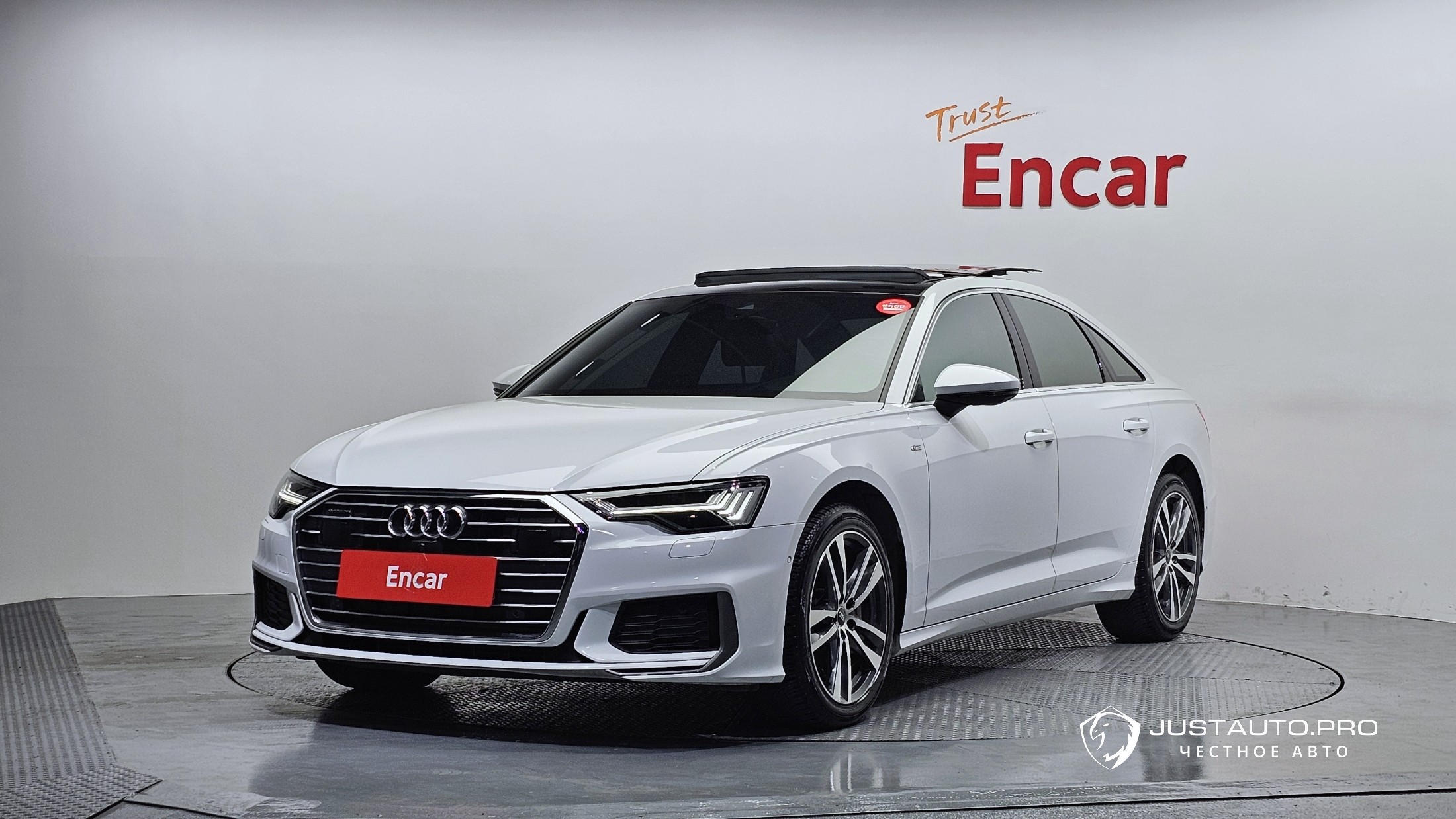 Автомобиль Audi A6