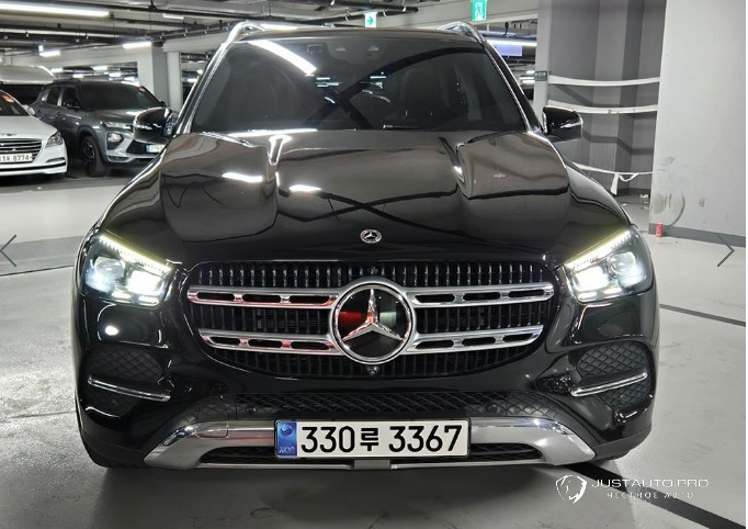 Автомобиль Mercedes-Benz GLE-Class