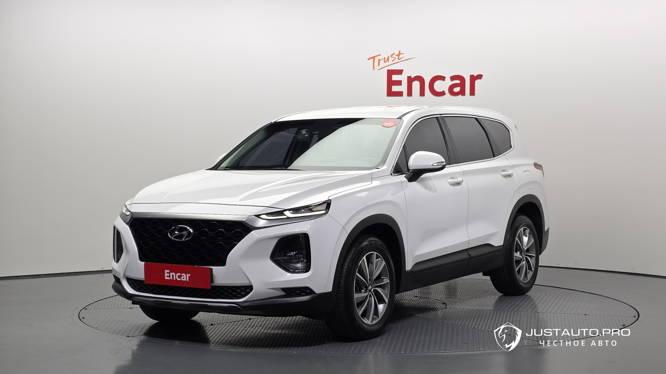 Автомобиль Hyundai Santafe