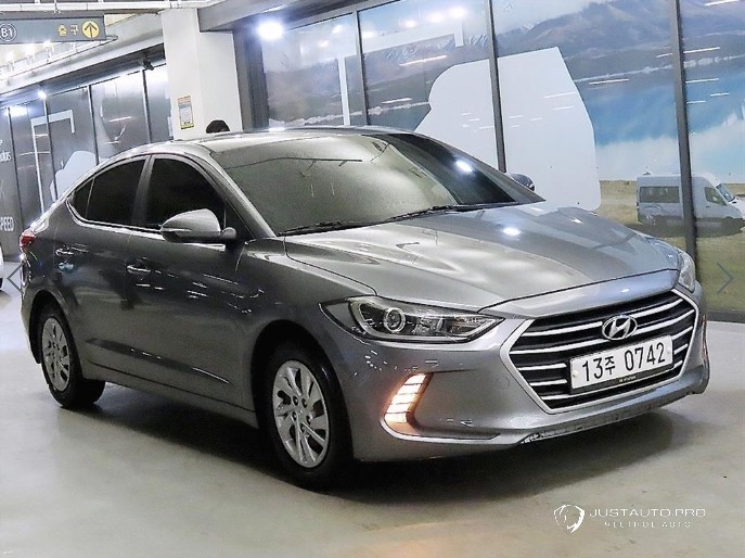 Автомобиль Hyundai AVANTE